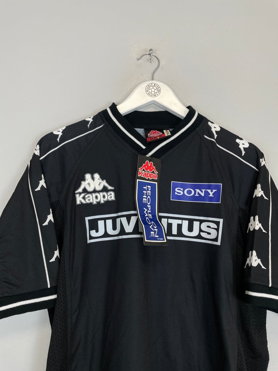 1997/98 JUVENTUS *BNWT* TRAINING SHIRT (XL) KAPPA - Cult Kits - XL - Buy Vintage Football Shirts, Authentic Retro Football Shirts For Sale, Classic Football Shirts & Soccer Jersey