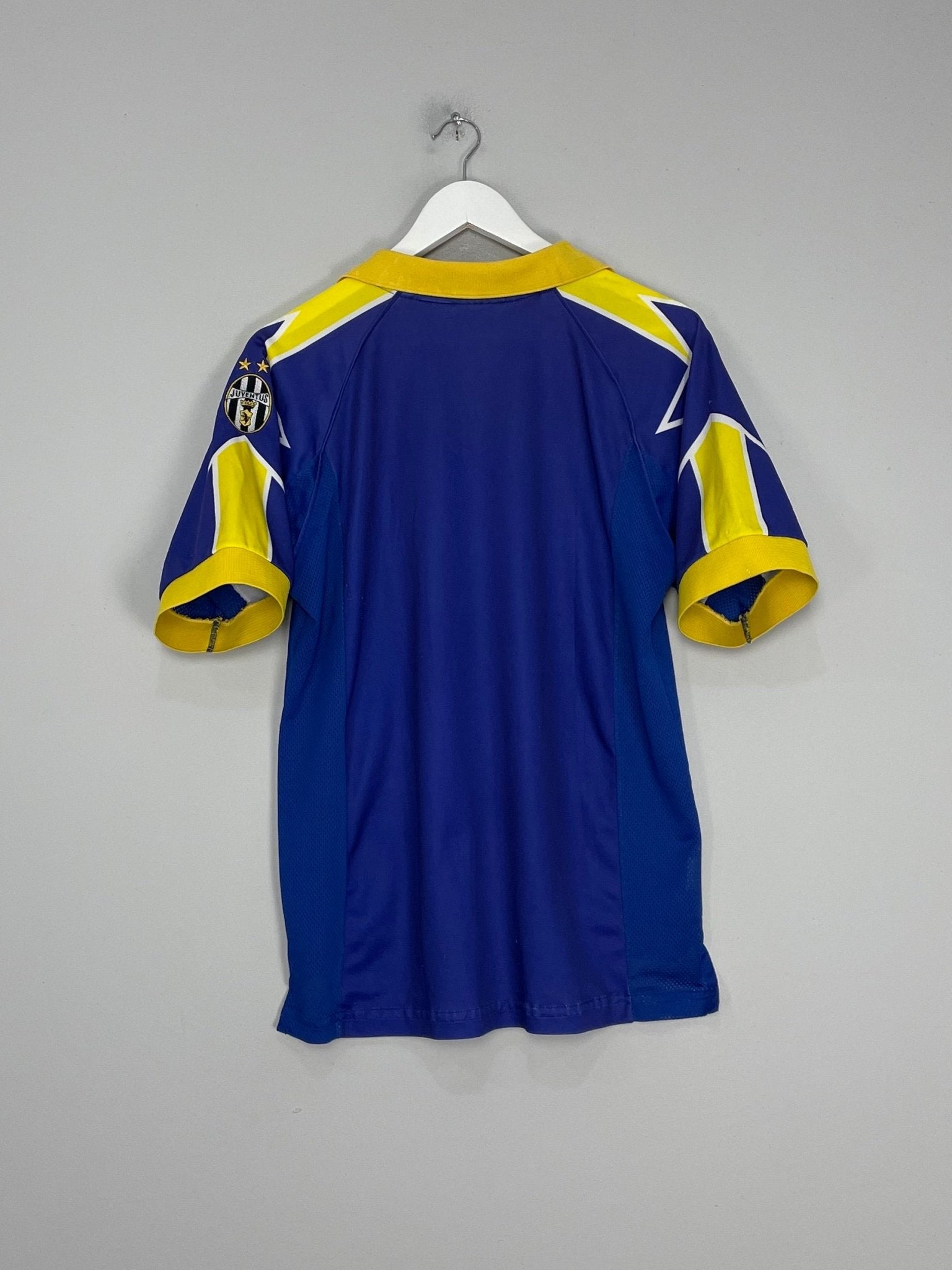 Shop 1997/98 JUVENTUS THIRD SHIRT (S) KAPPA, classic football shirts, vintage football shirts & retro soccer jerseys at Cult Kits