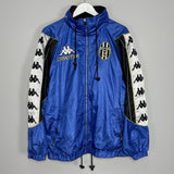 Shop 1997/98 JUVENTUS TRAINING JACKET (M) KAPPA, classic football shirts, vintage football shirts & retro soccer jerseys at Cult Kits
