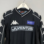 1997/98 JUVENTUS TRAINING SHIRT (XL) KAPPA - Cult Kits - XL - Buy Vintage Football Shirts, Authentic Retro Football Shirts For Sale, Classic Football Shirts & Soccer Jersey