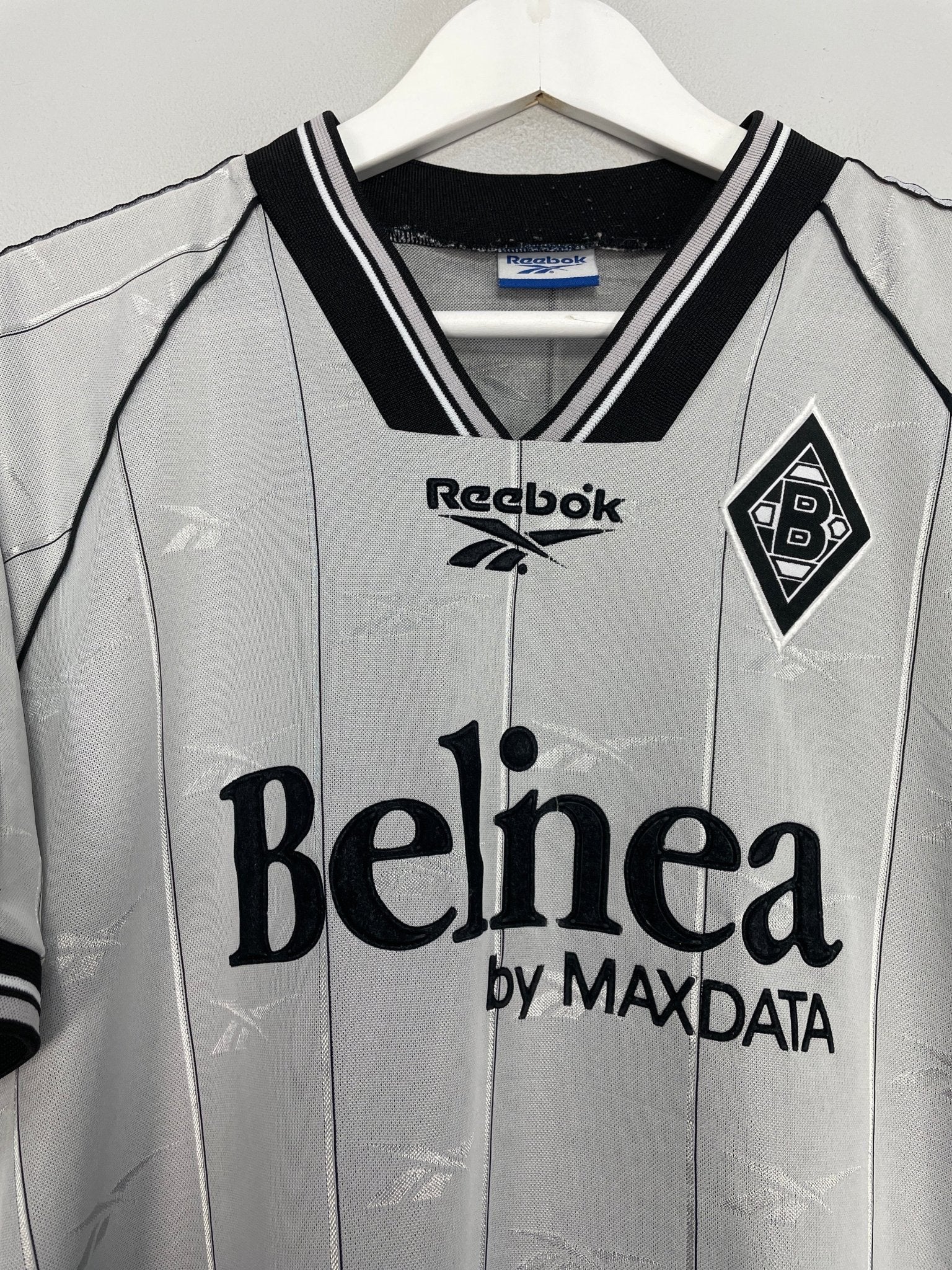 Shop 1997/98 MONCHENGLADBACH HOME SHIRT (L) REEBOK, classic football shirts, vintage football shirts & retro soccer jerseys at Cult Kits