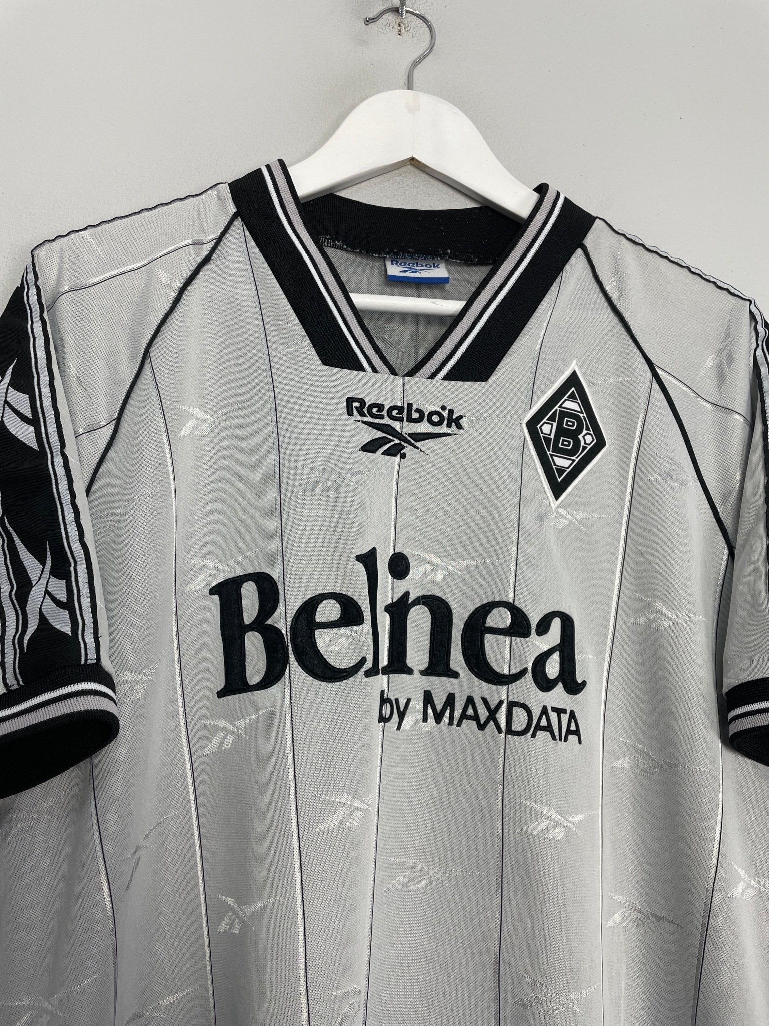 Shop 1997/98 MONCHENGLADBACH HOME SHIRT (L) REEBOK, classic football shirts, vintage football shirts & retro soccer jerseys at Cult Kits