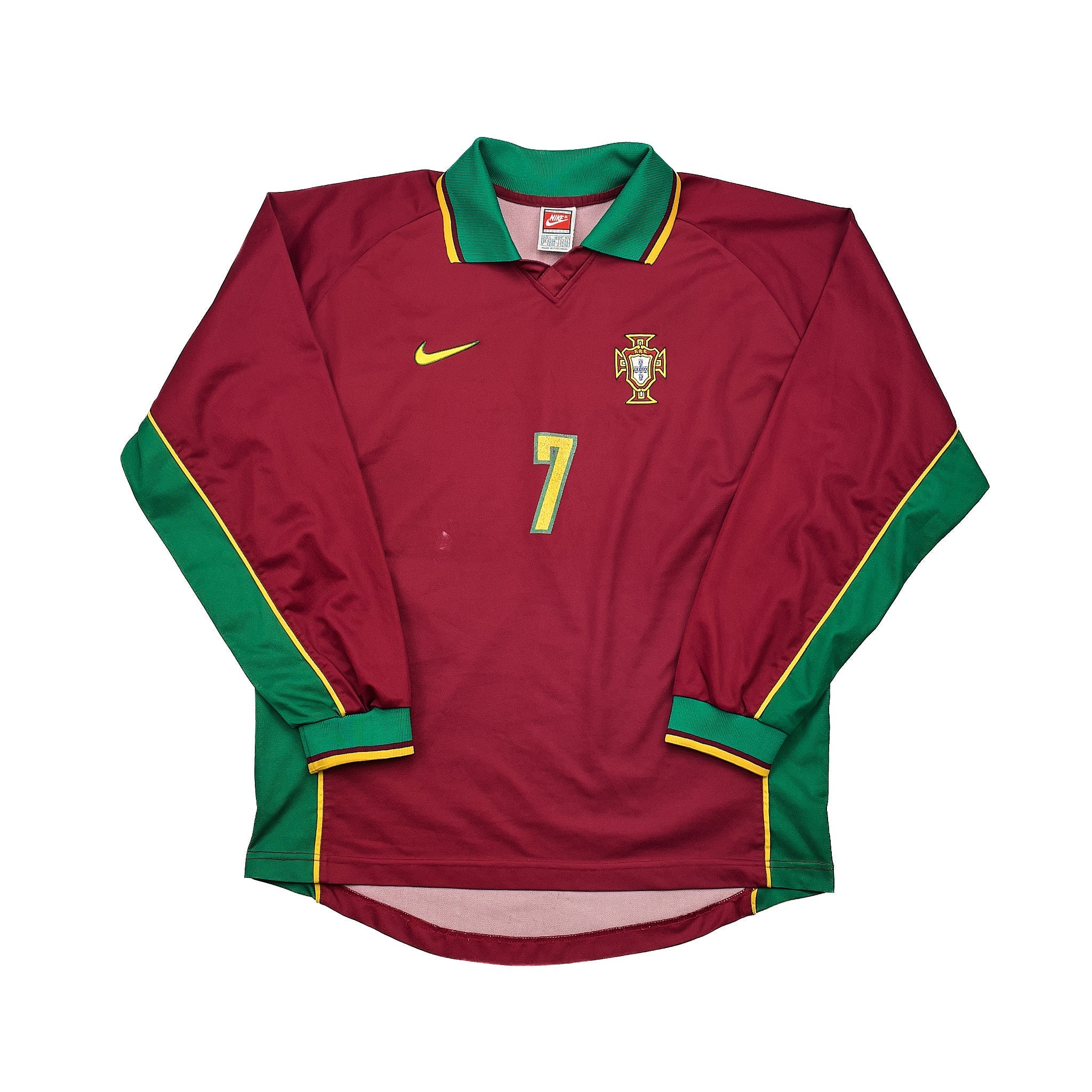 Buy 1997/98 Portugal 7 *Match Issue* L/S Home Shirt (L) Nike ~ Free worldwide shipping ~ Authentic Vintage Football Shirts from Cult Kits