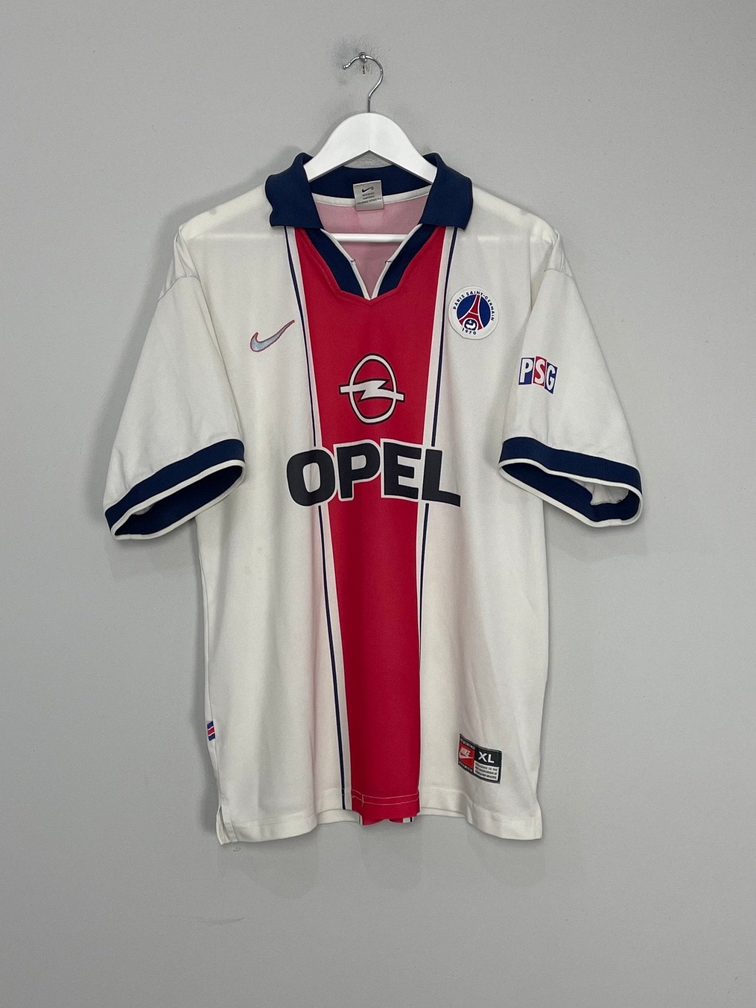 Shop 1997/98 PSG AWAY SHIRT (XL) NIKE, classic football shirts, vintage football shirts & retro soccer jerseys at Cult Kits