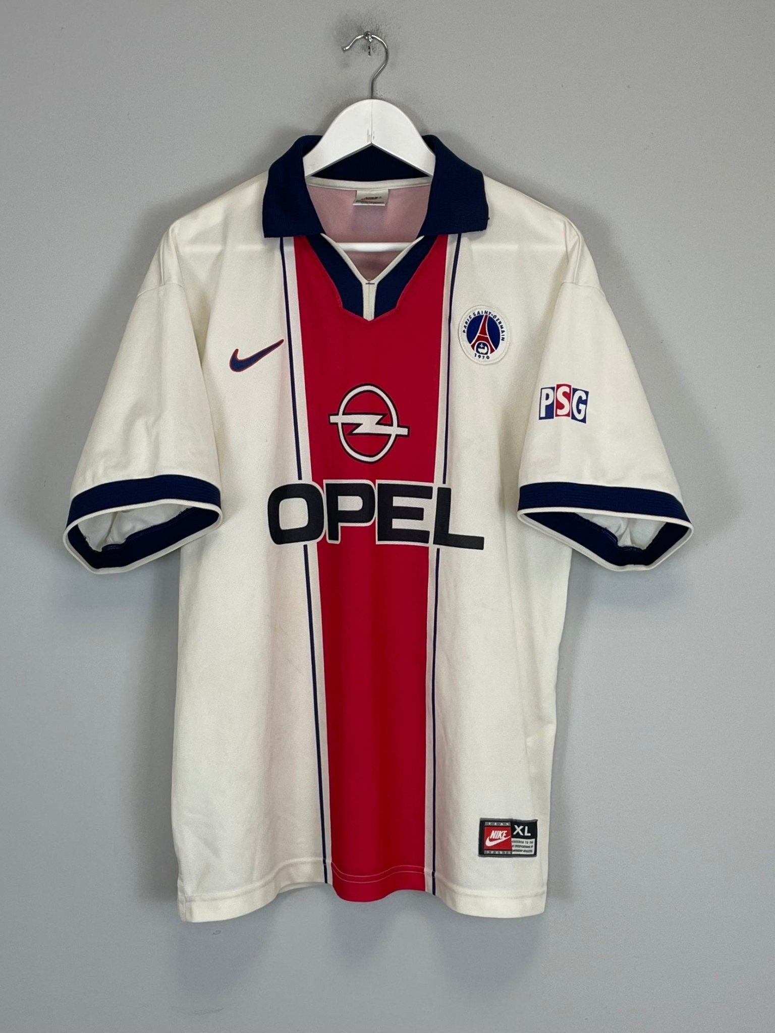 Shop 1997/98 PSG AWAY SHIRT (XL) NIKE, classic football shirts, vintage football shirts & retro soccer jerseys at Cult Kits
