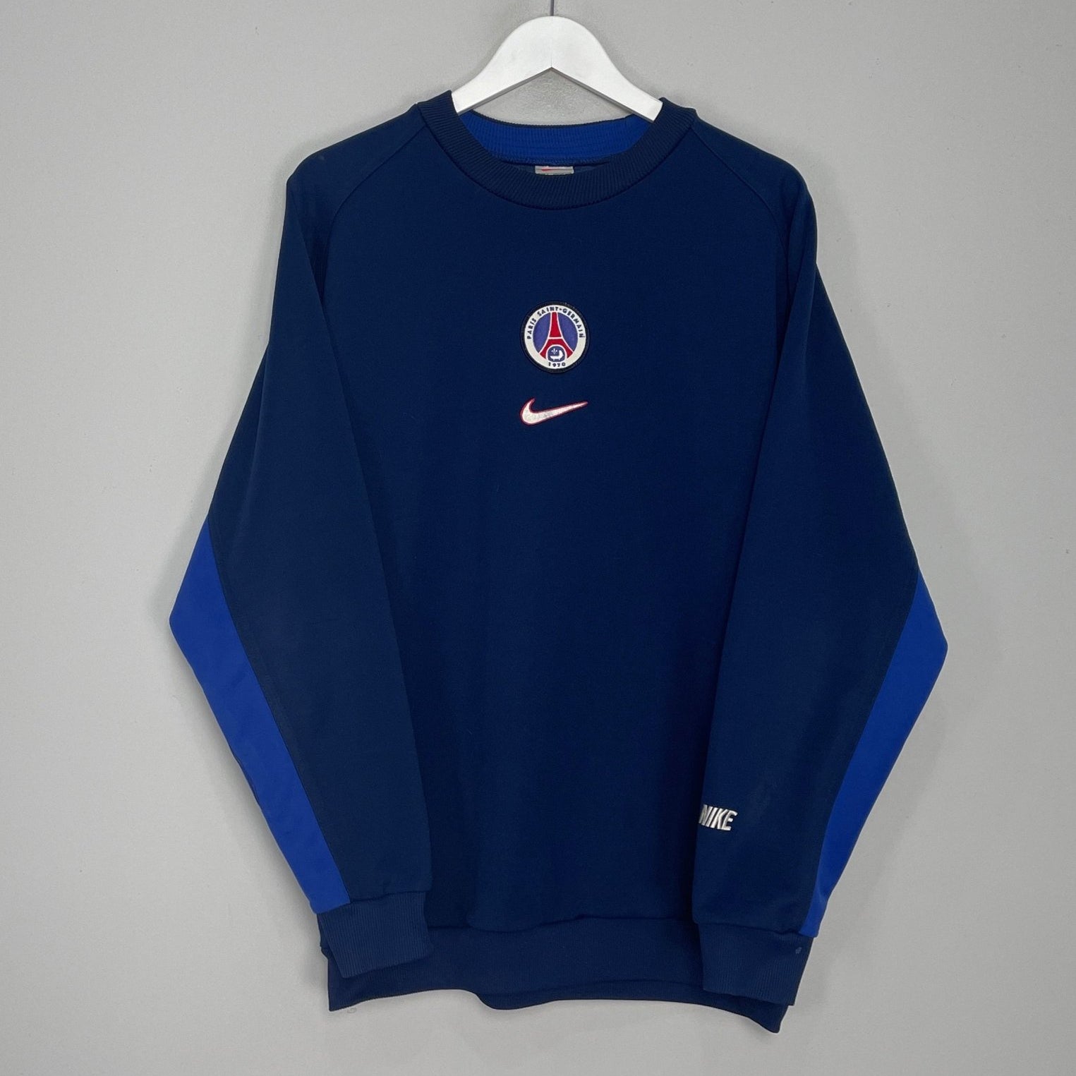 Shop 1997/98 PSG TRAINING JUMPER (L) NIKE, classic football shirts, vintage football shirts & retro soccer jerseys at Cult Kits