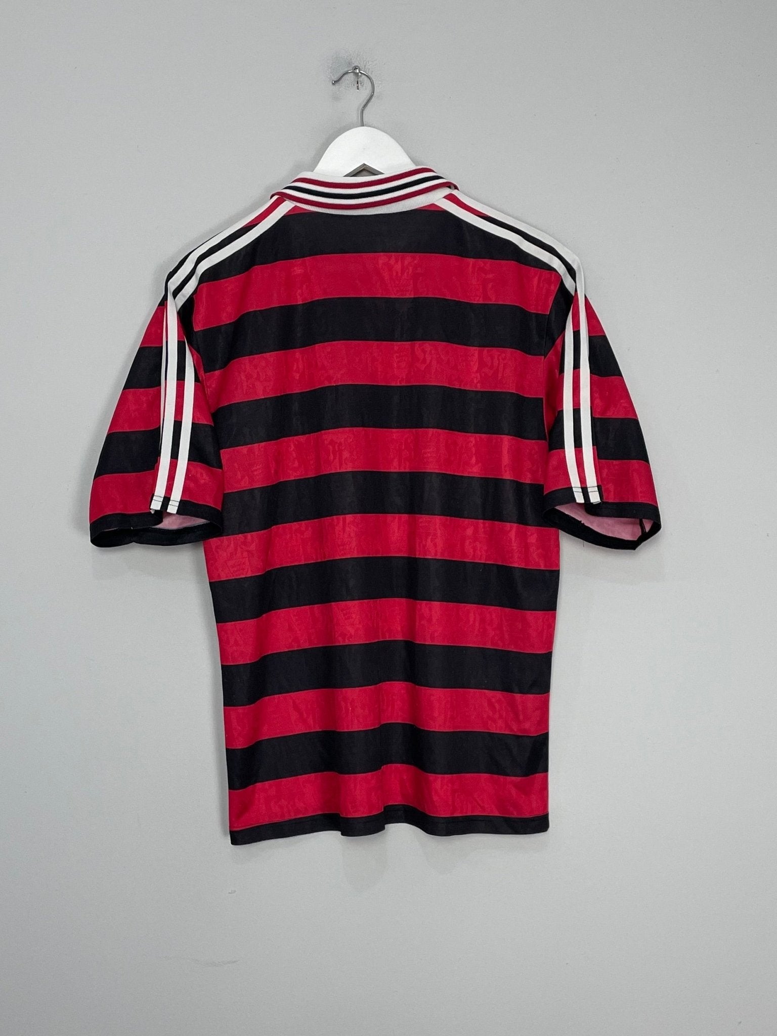 Shop 1997/98 STUTTGART AWAY SHIRT (M) ADIDAS, classic football shirts, vintage football shirts & retro soccer jerseys at Cult Kits