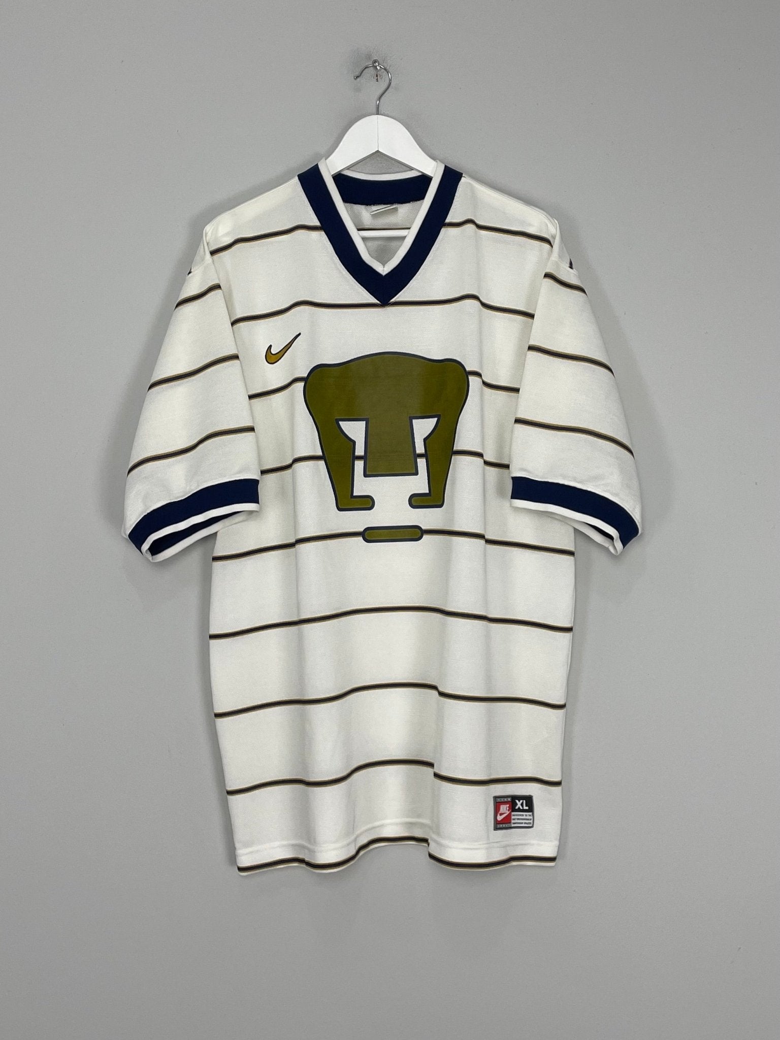 Shop 1997/98 UNAM PUMAS AWAY SHIRT (XL) NIKE, classic football shirts, vintage football shirts & retro soccer jerseys at Cult Kits