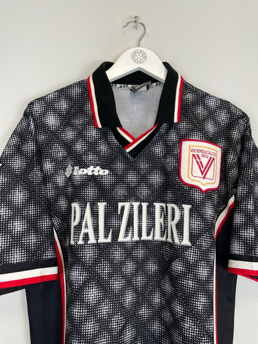 1997/98 VICENZA AWAY SHIRT (M) LOTTO - Cult Kits - Medium - Buy Vintage Football Shirts, Authentic Retro Football Shirts For Sale, Classic Football Shirts & Soccer Jersey