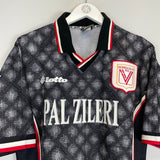 1997/98 VICENZA AWAY SHIRT (M) LOTTO - Cult Kits - Medium - Buy Vintage Football Shirts, Authentic Retro Football Shirts For Sale, Classic Football Shirts & Soccer Jersey