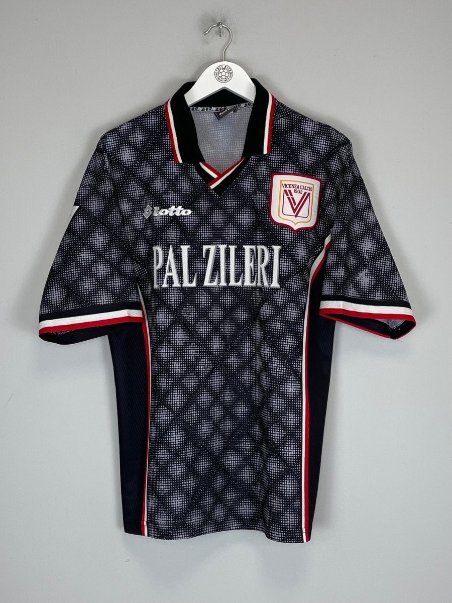 1997/98 VICENZA AWAY SHIRT (M) LOTTO - Cult Kits - Medium - Buy Vintage Football Shirts, Authentic Retro Football Shirts For Sale, Classic Football Shirts & Soccer Jersey