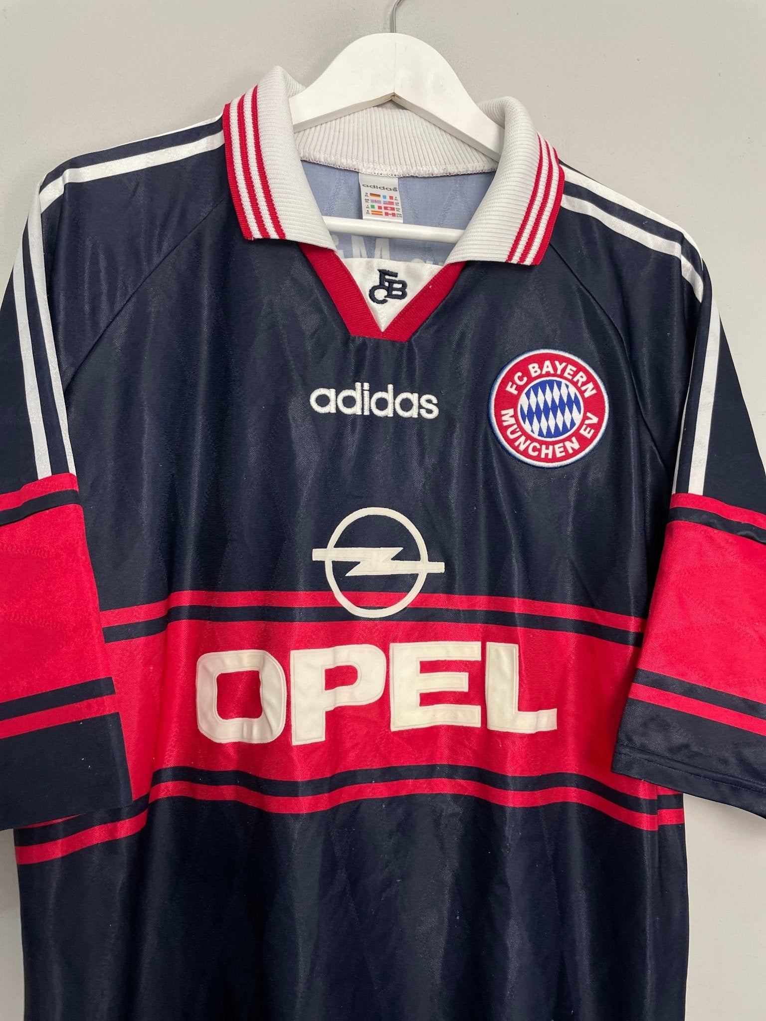 Shop 1997/99 BAYERN MUNICH HOME SHIRT (XL) ADIDAS, classic football shirts, vintage football shirts & retro soccer jerseys at Cult Kits