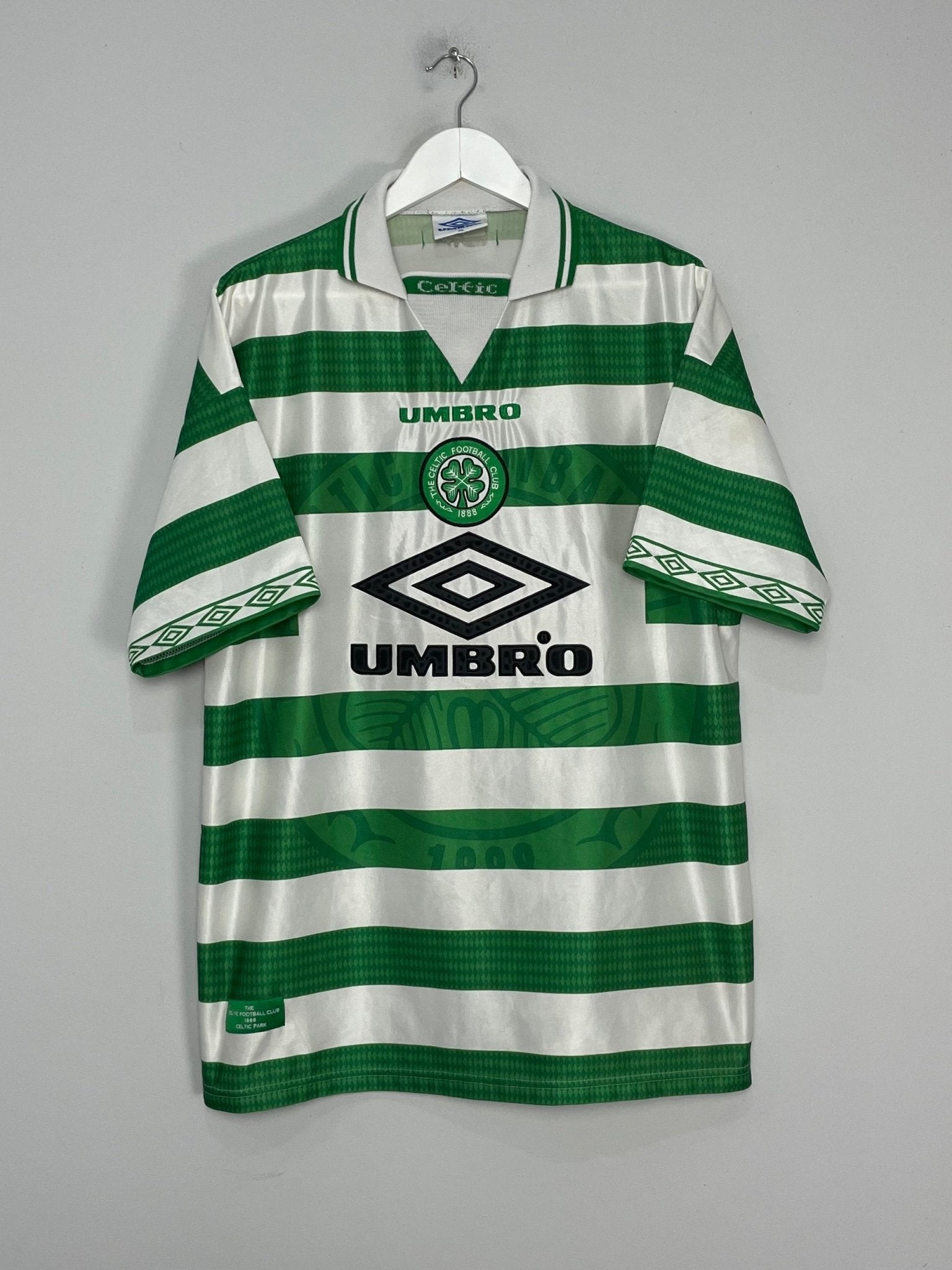 Shop 1997/99 CELTIC HOME SHIRT (XL) UMBRO, classic football shirts, vintage football shirts & retro soccer jerseys at Cult Kits