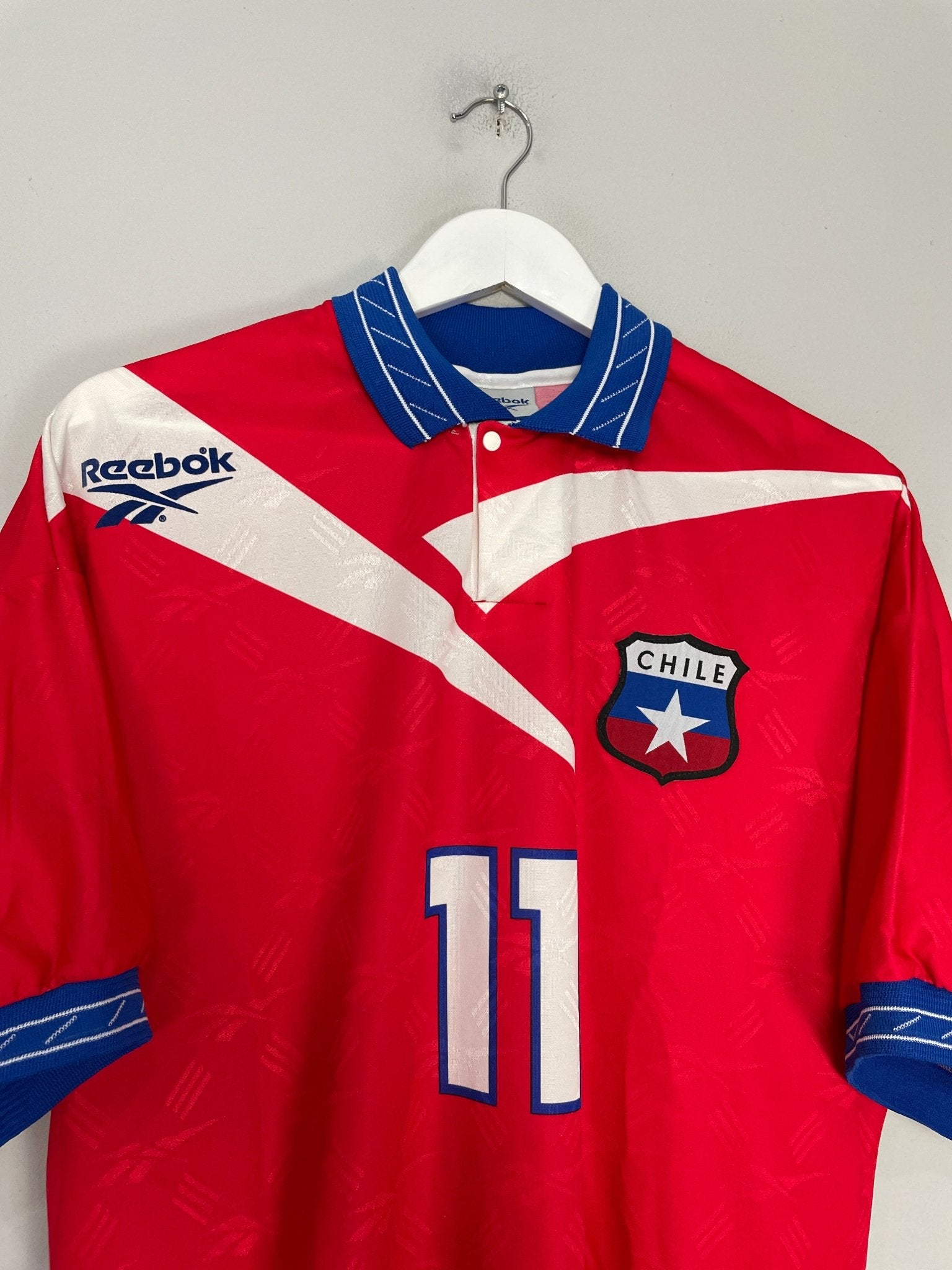Shop 1997/99 CHILE #11 HOME SHIRT (L) REEBOK, classic football shirts, vintage football shirts & retro soccer jerseys at Cult Kits