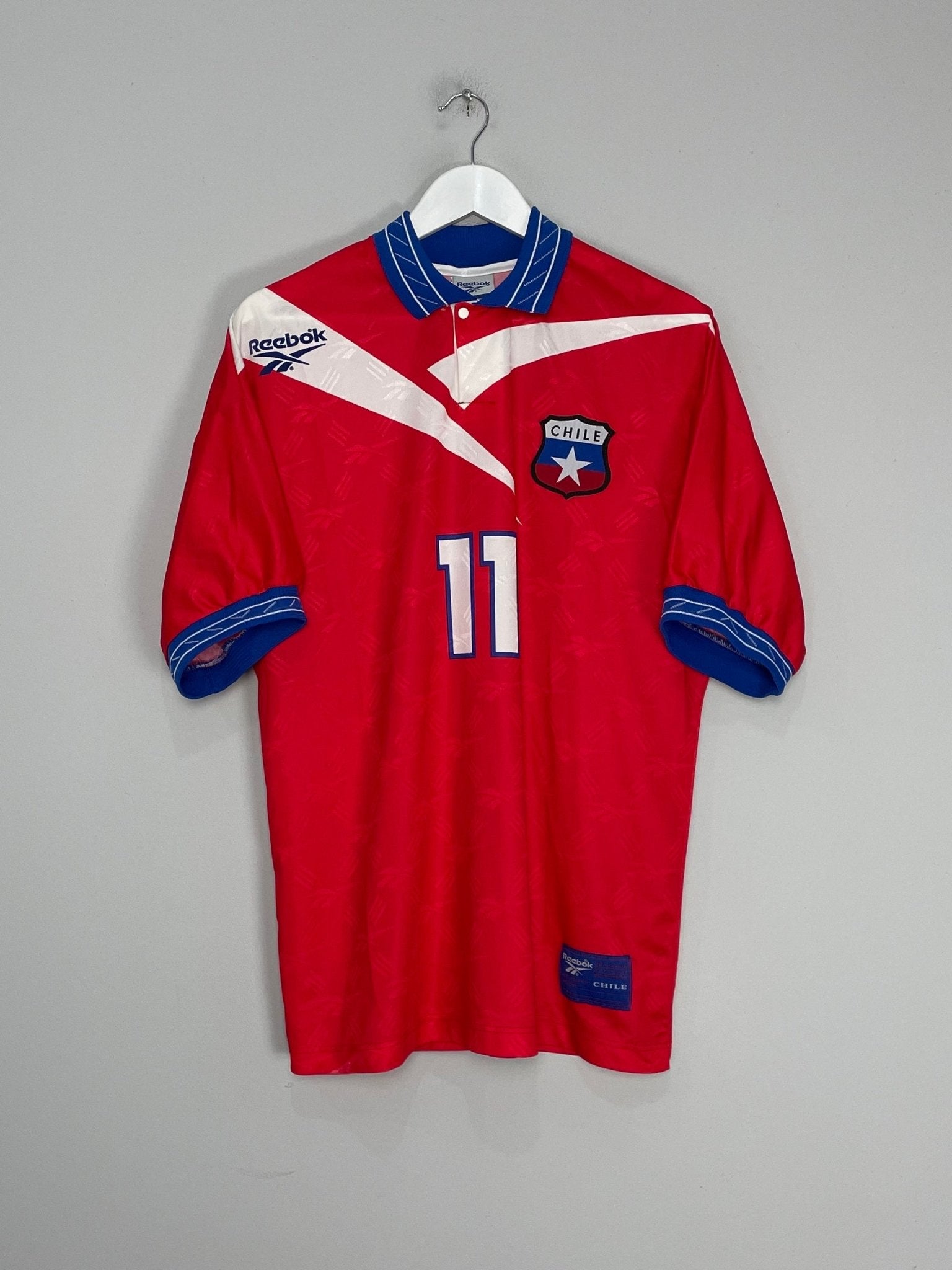 Shop 1997/99 CHILE #11 HOME SHIRT (L) REEBOK, classic football shirts, vintage football shirts & retro soccer jerseys at Cult Kits