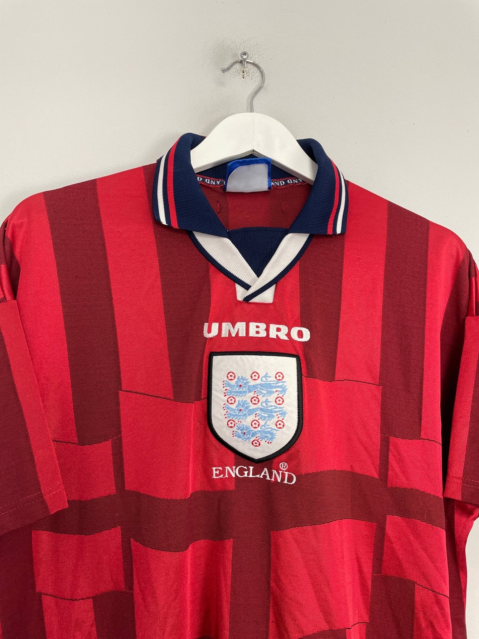 Shop 1997/99 ENGLAND AWAY SHIRT (L) UMBRO, classic football shirts, vintage football shirts & retro soccer jerseys at Cult Kits