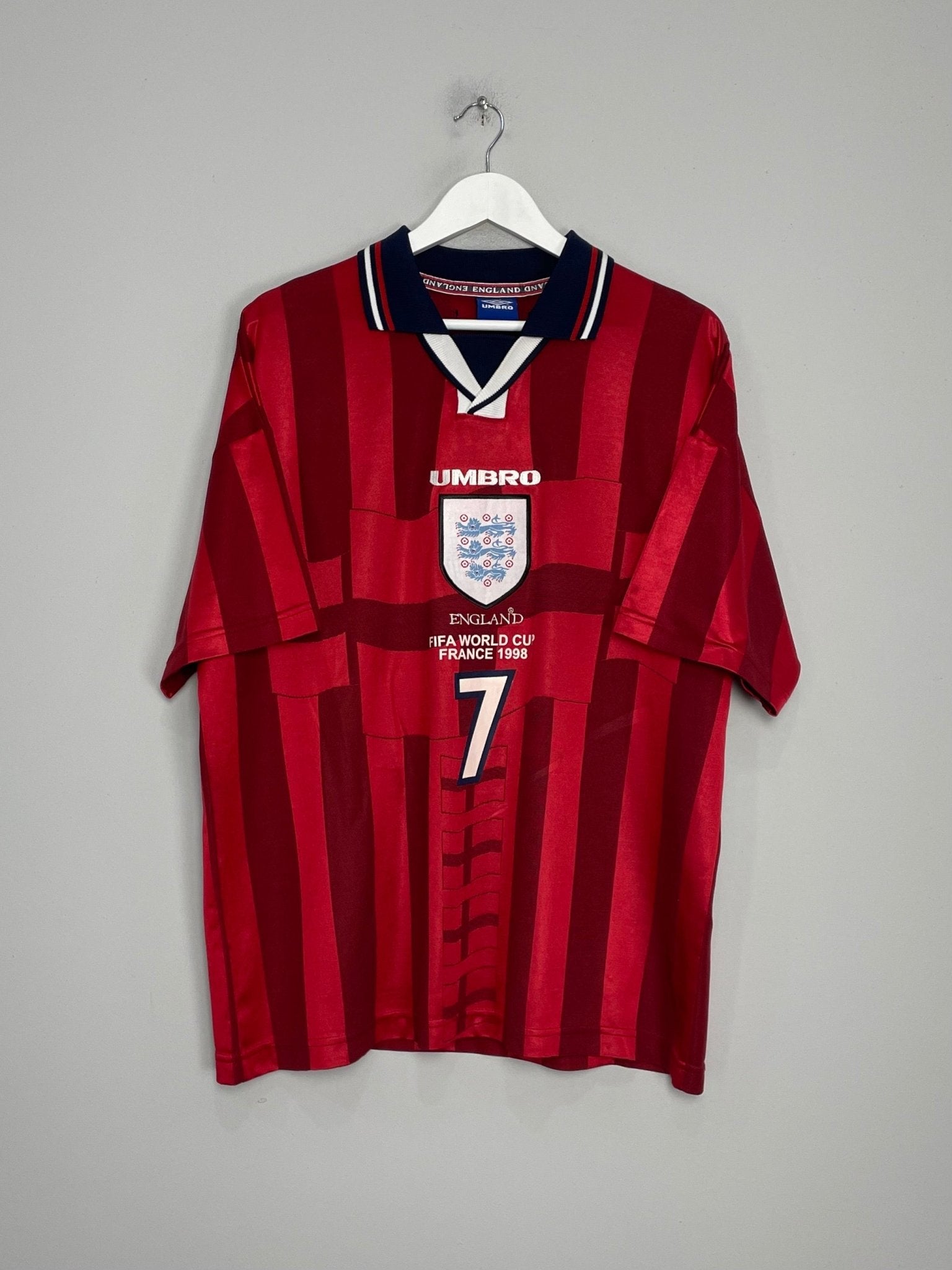 Shop 1997/99 ENGLAND BECKHAM #7 AWAY SHIRT (M) UMBRO, classic football shirts, vintage football shirts & retro soccer jerseys at Cult Kits
