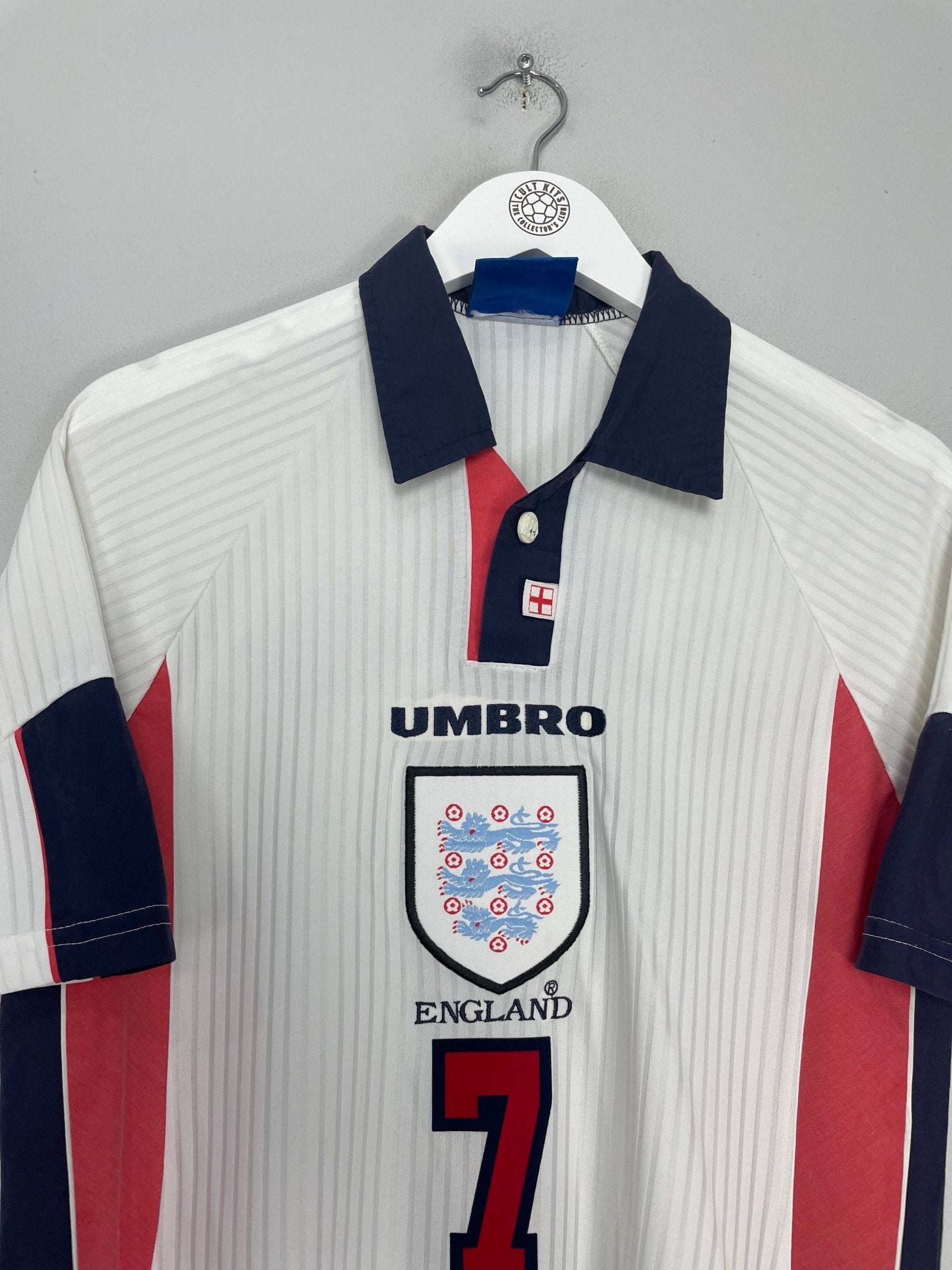 Shop 1997/99 ENGLAND BECKHAM #7 HOME SHIRT (M) UMBRO, classic football shirts, vintage football shirts & retro soccer jerseys at Cult Kits