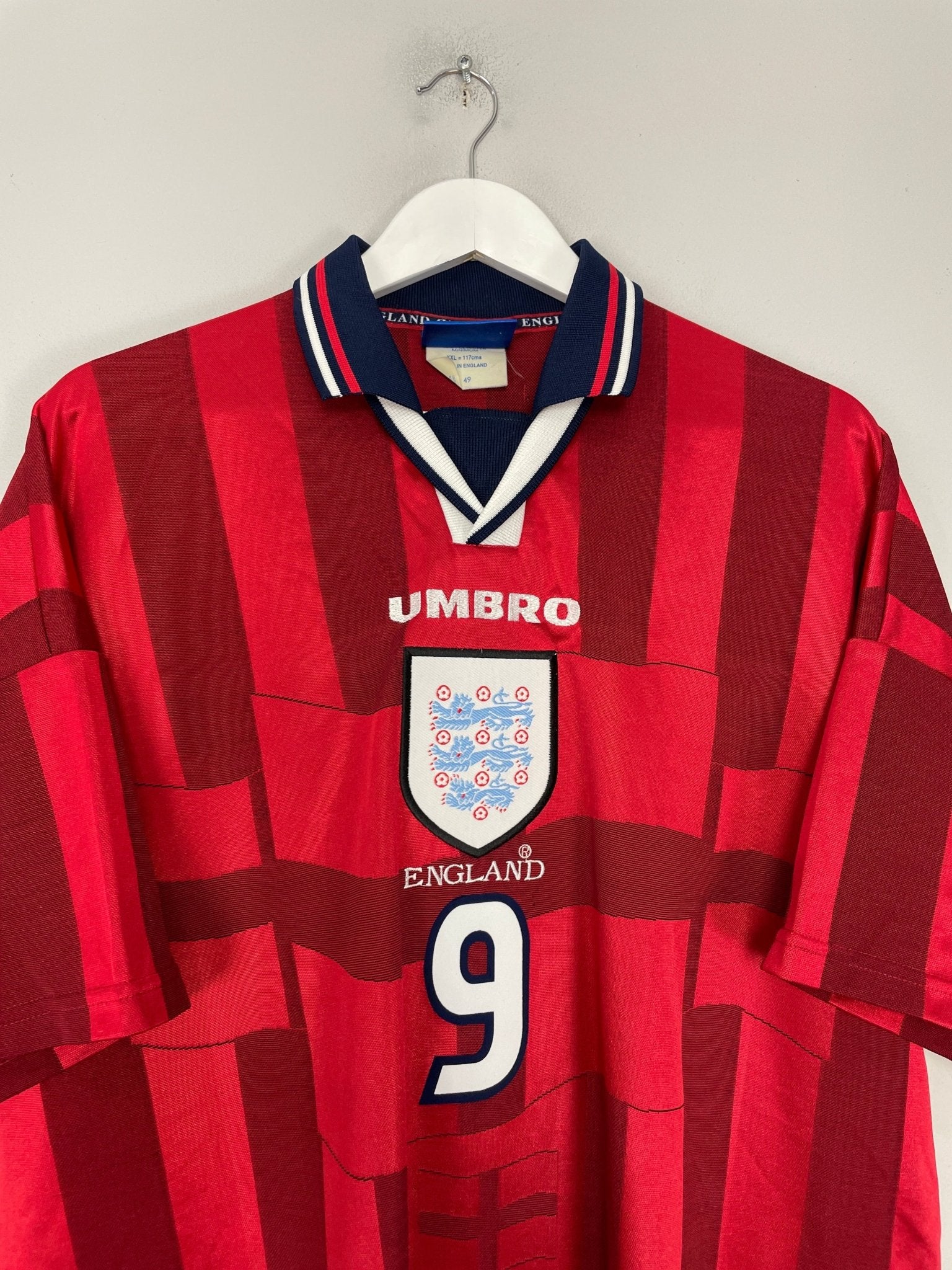 Shop 1997/99 ENGLAND SHEARER #9 AWAY SHIRT (XXL) UMBRO, classic football shirts, vintage football shirts & retro soccer jerseys at Cult Kits