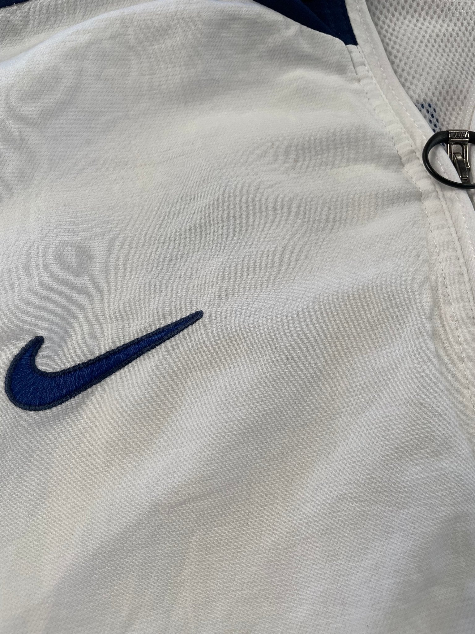 Buy 1997/99 Italy Track Jacket (XL) Nike ~ Free worldwide shipping ~ Authentic Vintage Football Shirts from Cult Kits