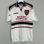 Shop 1997/99 MANCHESTER UNITED BECKHAM #7 AWAY SHIRT (L) UMBRO, classic football shirts, vintage football shirts & retro soccer jerseys at Cult Kits