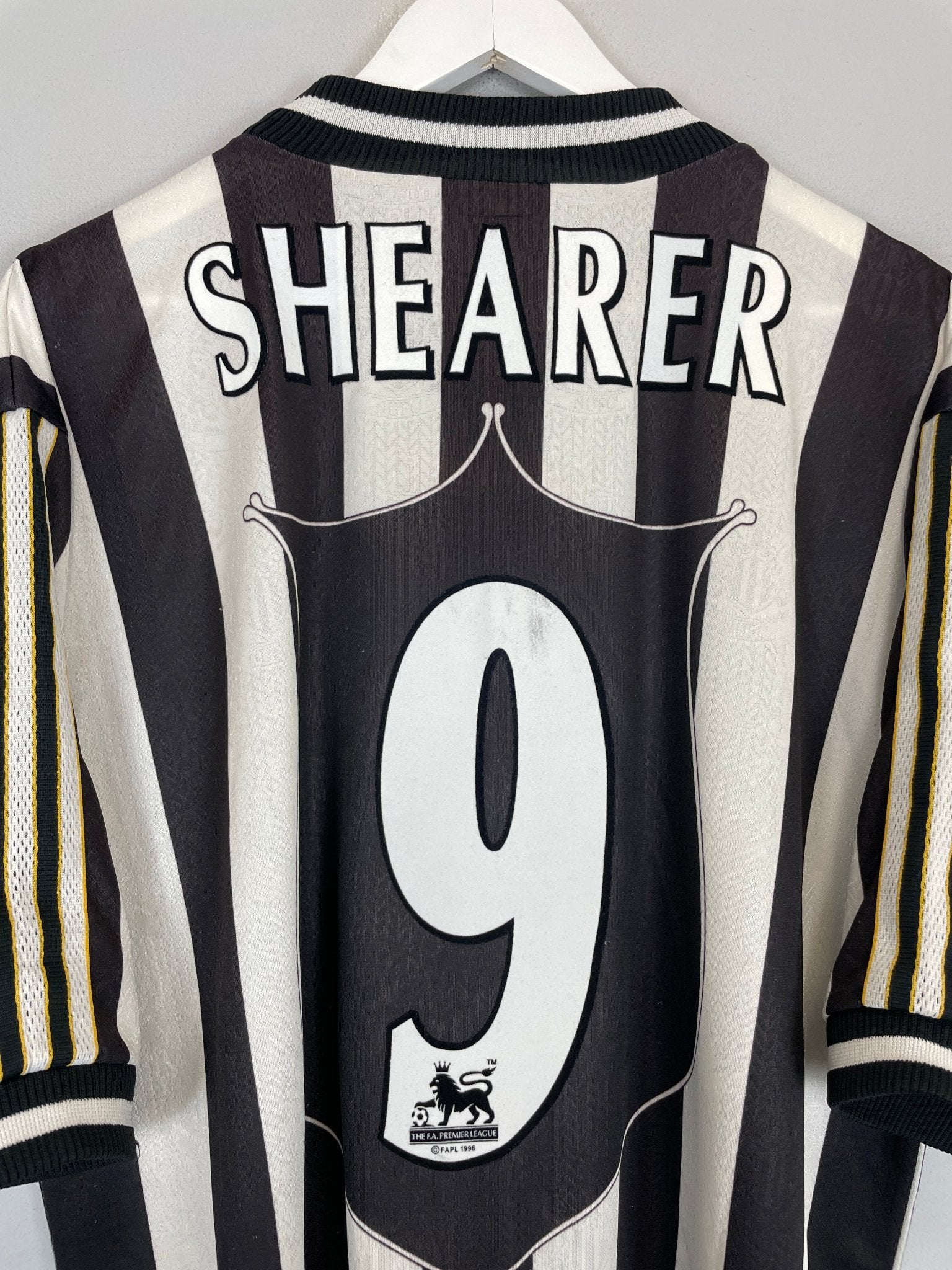 Shop 1997/99 NEWCASTLE UNITED SHEARER #9 HOME SHIRT (XL) ADIDAS, classic football shirts, vintage football shirts & retro soccer jerseys at Cult Kits