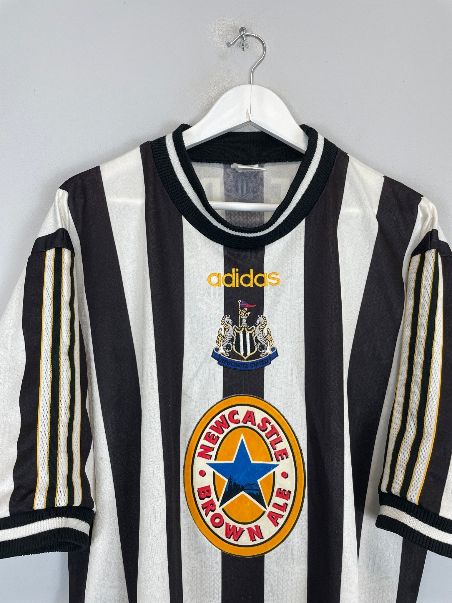 Shop 1997/99 NEWCASTLE UNITED SHEARER #9 HOME SHIRT (XL) ADIDAS, classic football shirts, vintage football shirts & retro soccer jerseys at Cult Kits