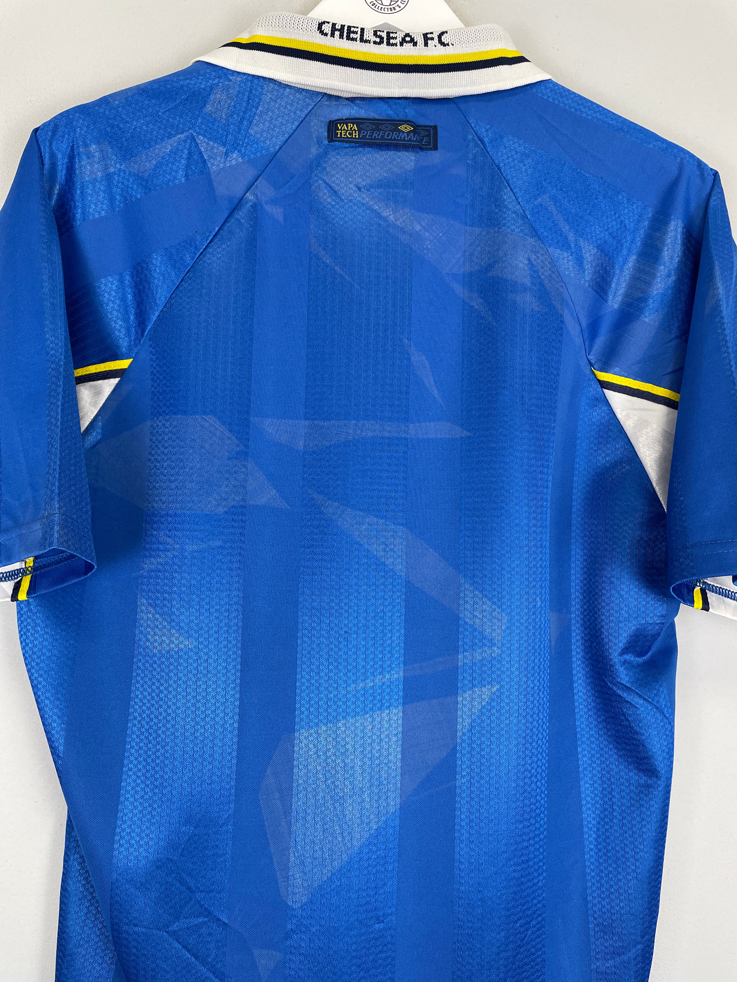Shop 1997/98 CHELSEA HOME SHIRT (M) UMBRO, classic football shirts, vintage football shirts & retro soccer jerseys at Cult Kits