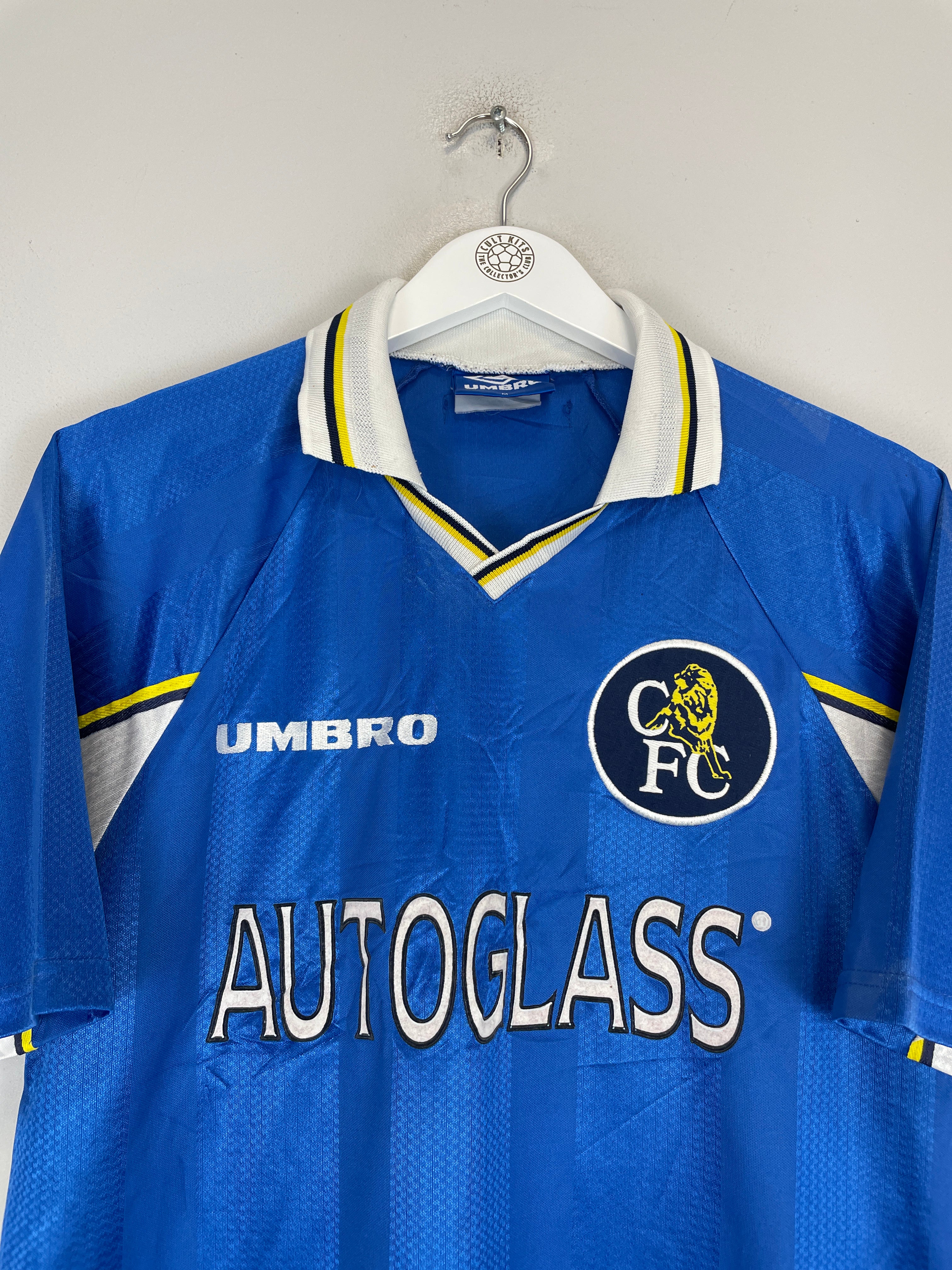 Shop 1997/98 CHELSEA HOME SHIRT (M) UMBRO, classic football shirts, vintage football shirts & retro soccer jerseys at Cult Kits