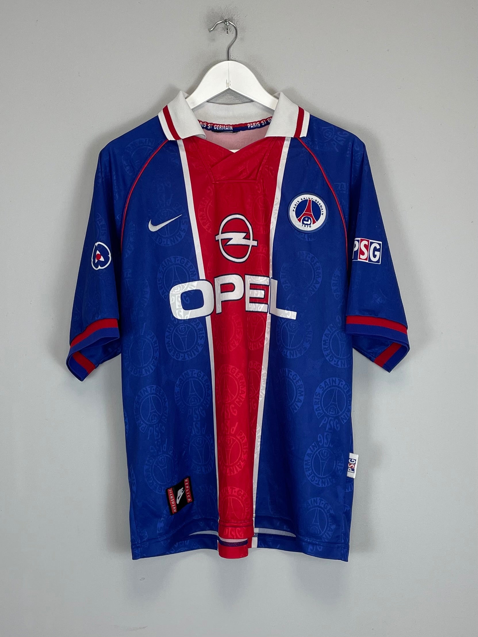 Shop 1996/98 PSG HOME SHIRT (L) NIKE, classic football shirts, vintage football shirts & retro soccer jerseys at Cult Kits