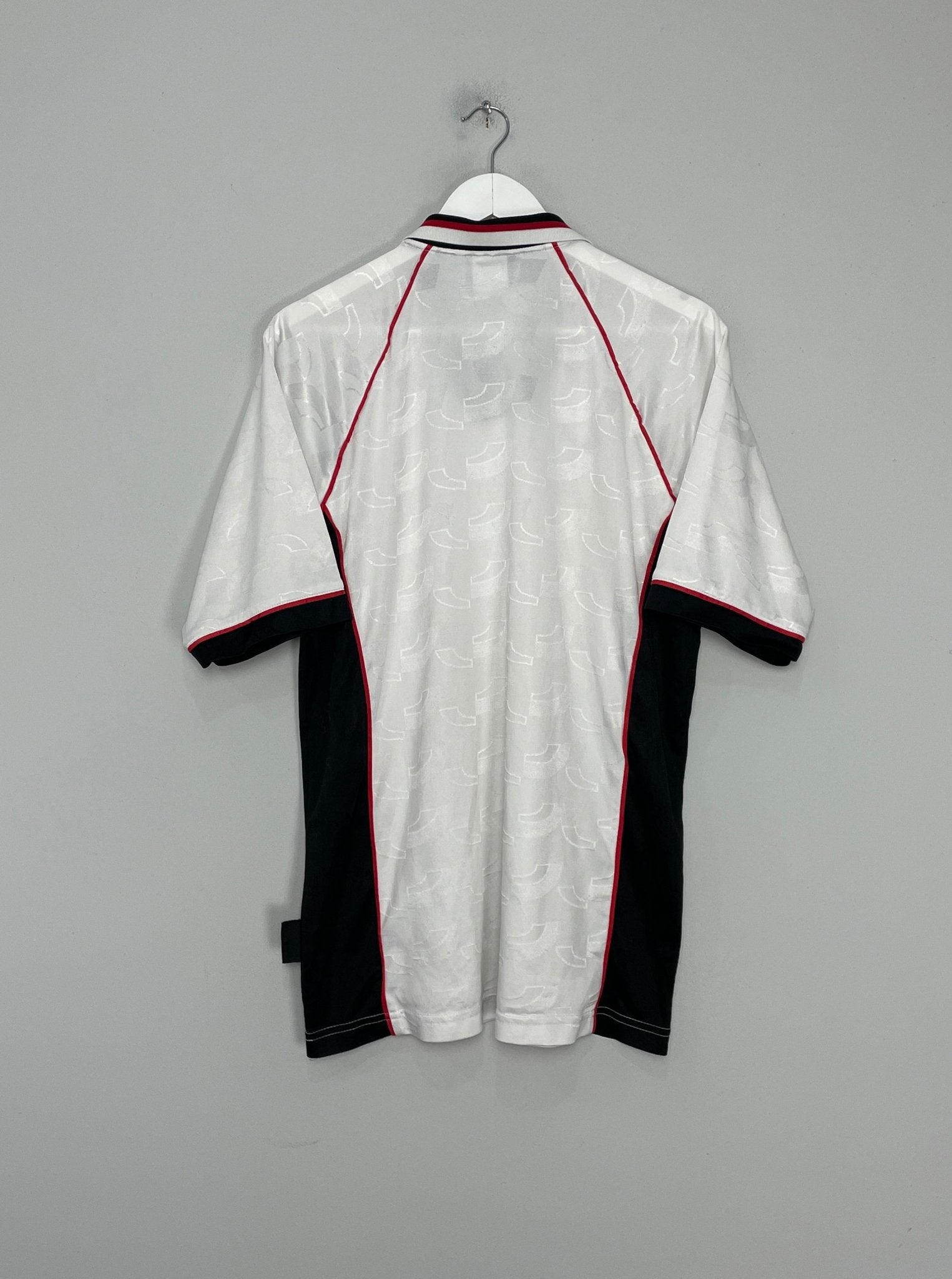 Shop 1998 AUSTRIA HOME SHIRT (L) PUMA, classic football shirts, vintage football shirts & retro soccer jerseys at Cult Kits