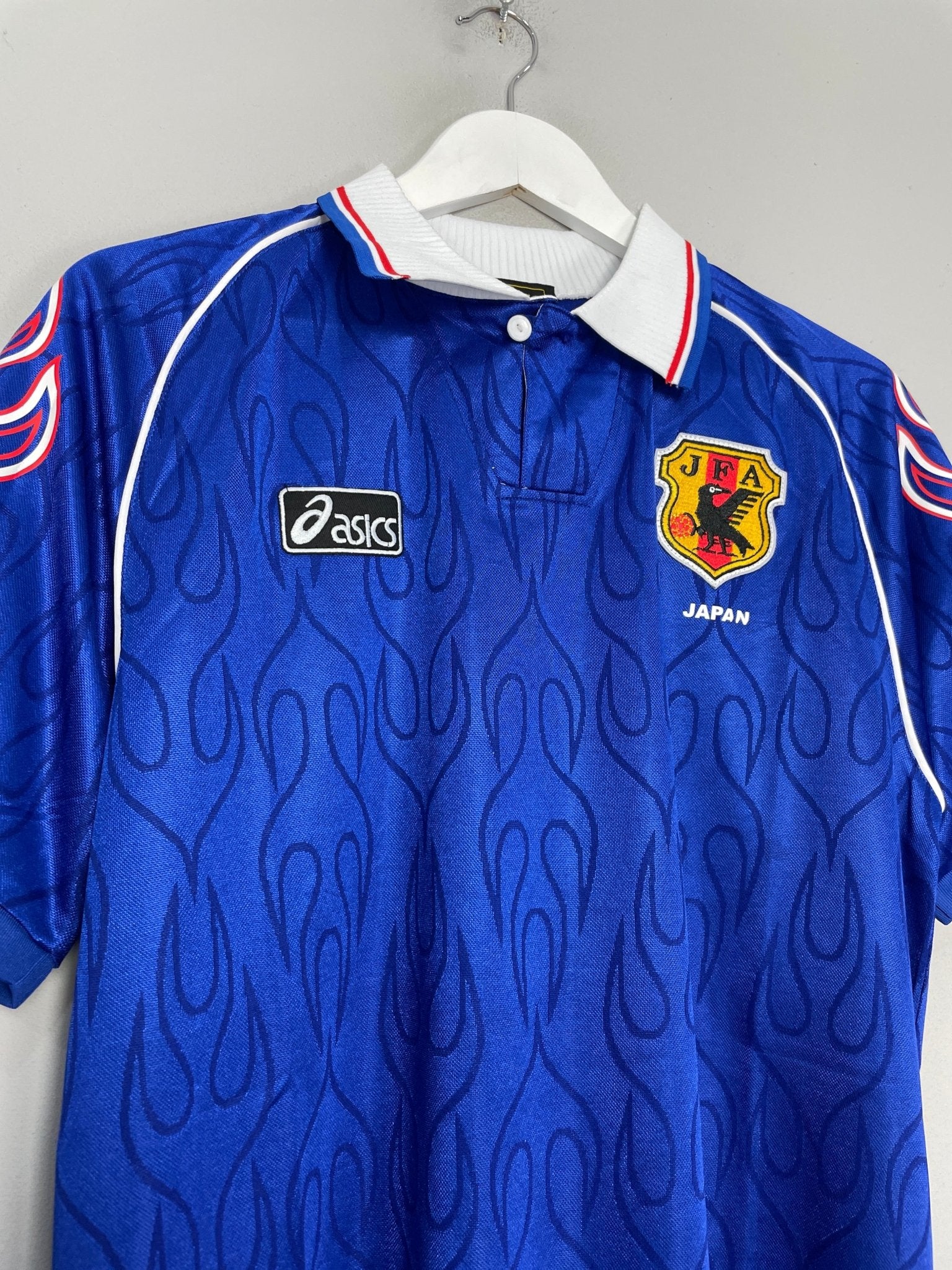 Shop 1998 JAPAN HOME SHIRT (L) ASICS, classic football shirts, vintage football shirts & retro soccer jerseys at Cult Kits