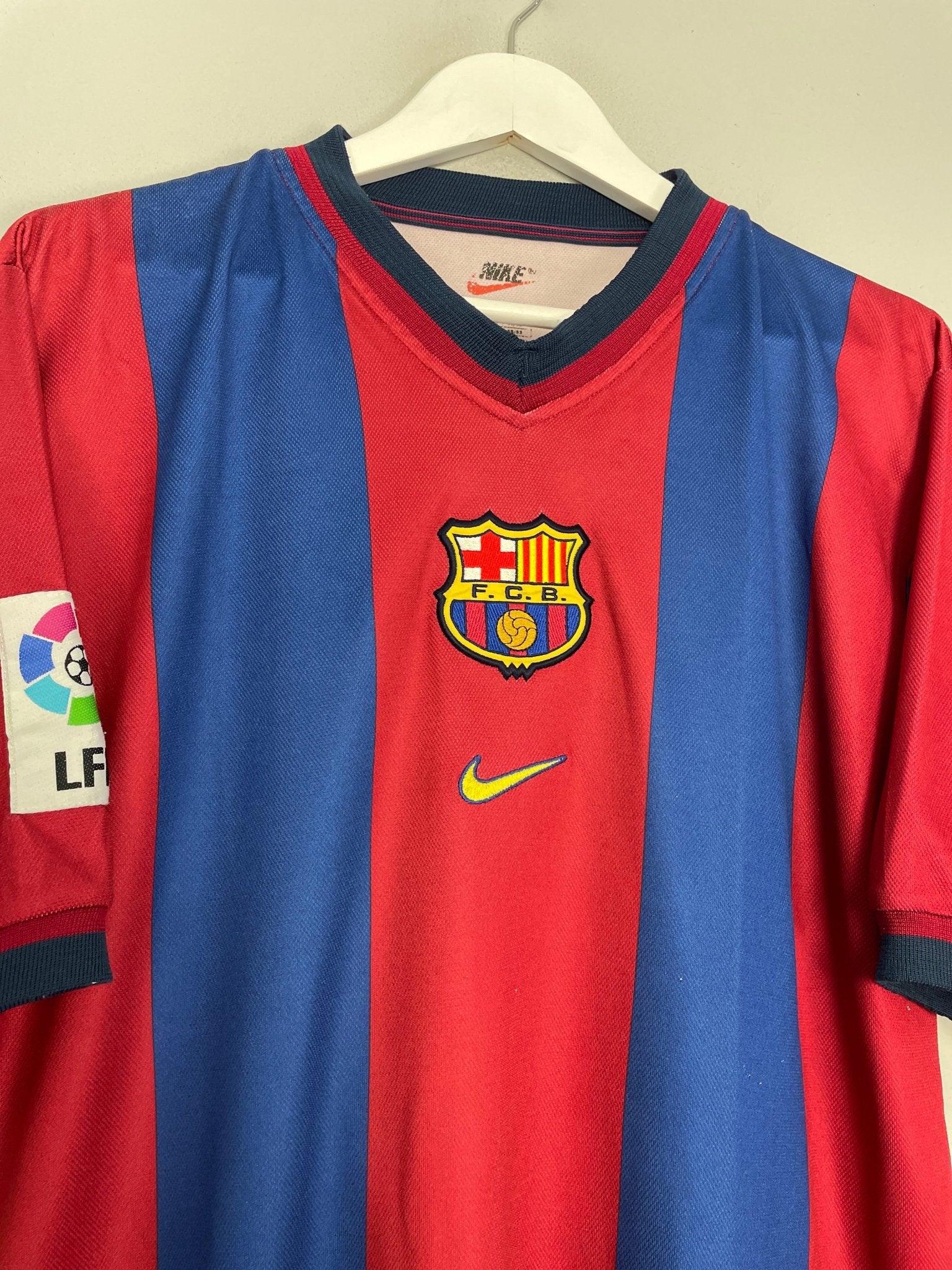Shop 1998/00 BARCELONA GUARDIOLA #4 HOME SHIRT (M) NIKE, classic football shirts, vintage football shirts & retro soccer jerseys at Cult Kits