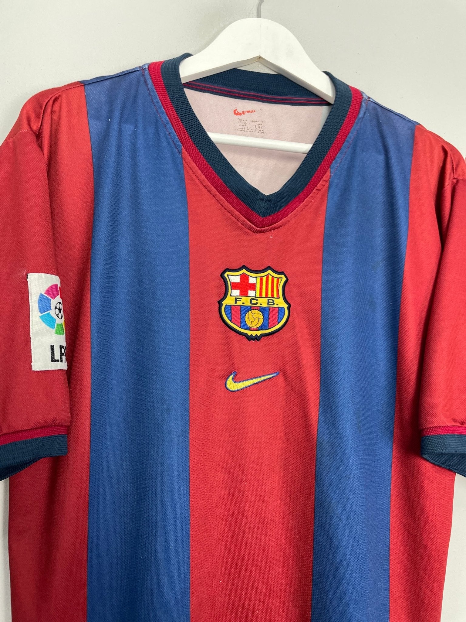 Shop 1998/00 BARCELONA GUARDIOLA #4 HOME SHIRT (M) NIKE, classic football shirts, vintage football shirts & retro soccer jerseys at Cult Kits