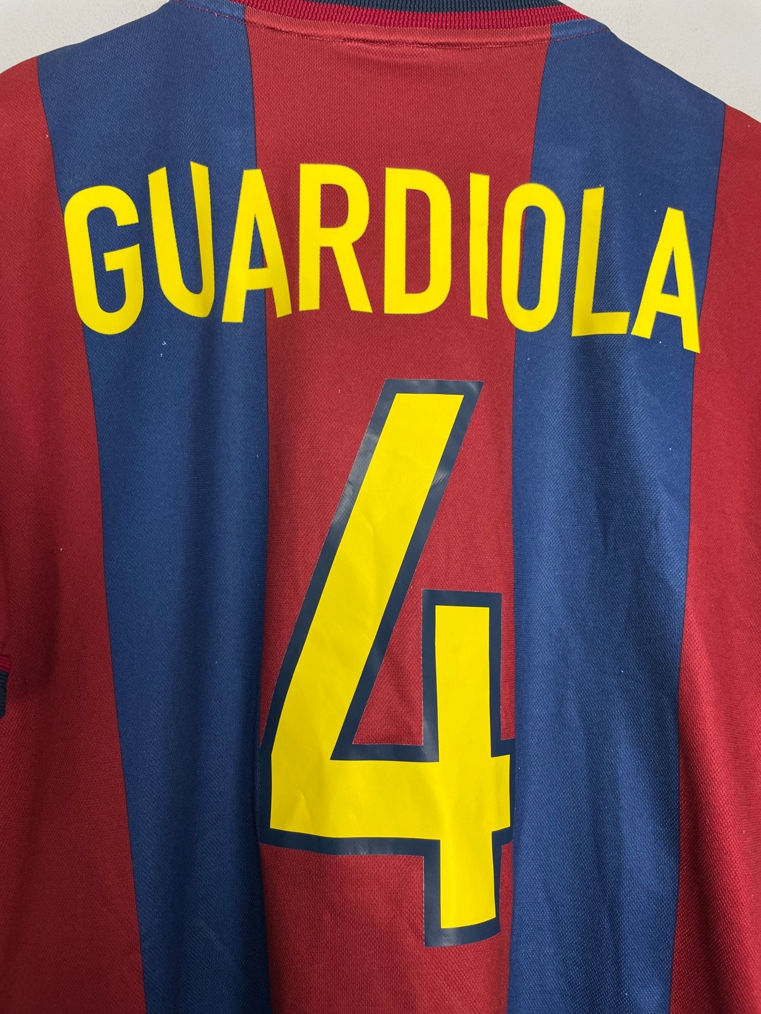 Shop 1998/00 BARCELONA GUARDIOLA #4 HOME SHIRT (M) NIKE, classic football shirts, vintage football shirts & retro soccer jerseys at Cult Kits