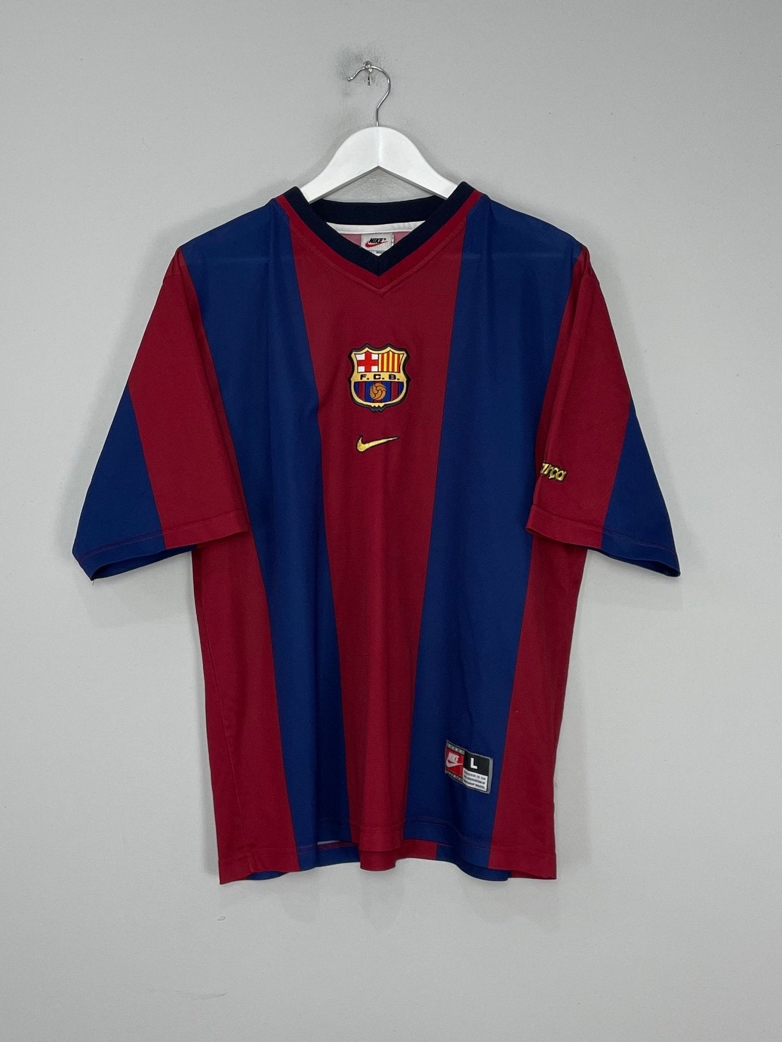 Shop 1998/00 BARCELONA RIVALDO #11 HOME SHIRT (L) NIKE BASIC, classic football shirts, vintage football shirts & retro soccer jerseys at Cult Kits