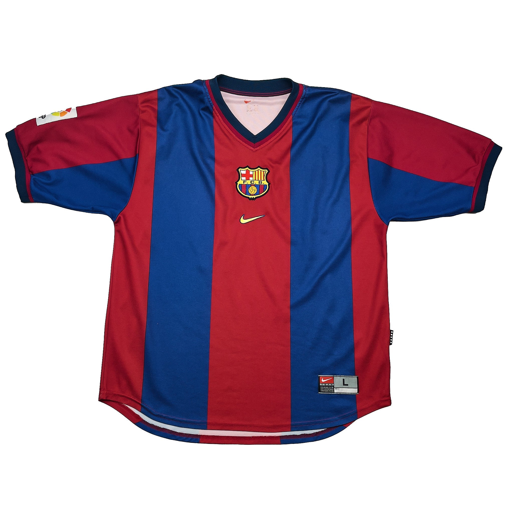 Buy 1998/00 Barcelona Rivaldo 11 Home Shirt (L) Nike ~ Free worldwide shipping available ~ Authentic Vintage Football Shirts from Cult Kits