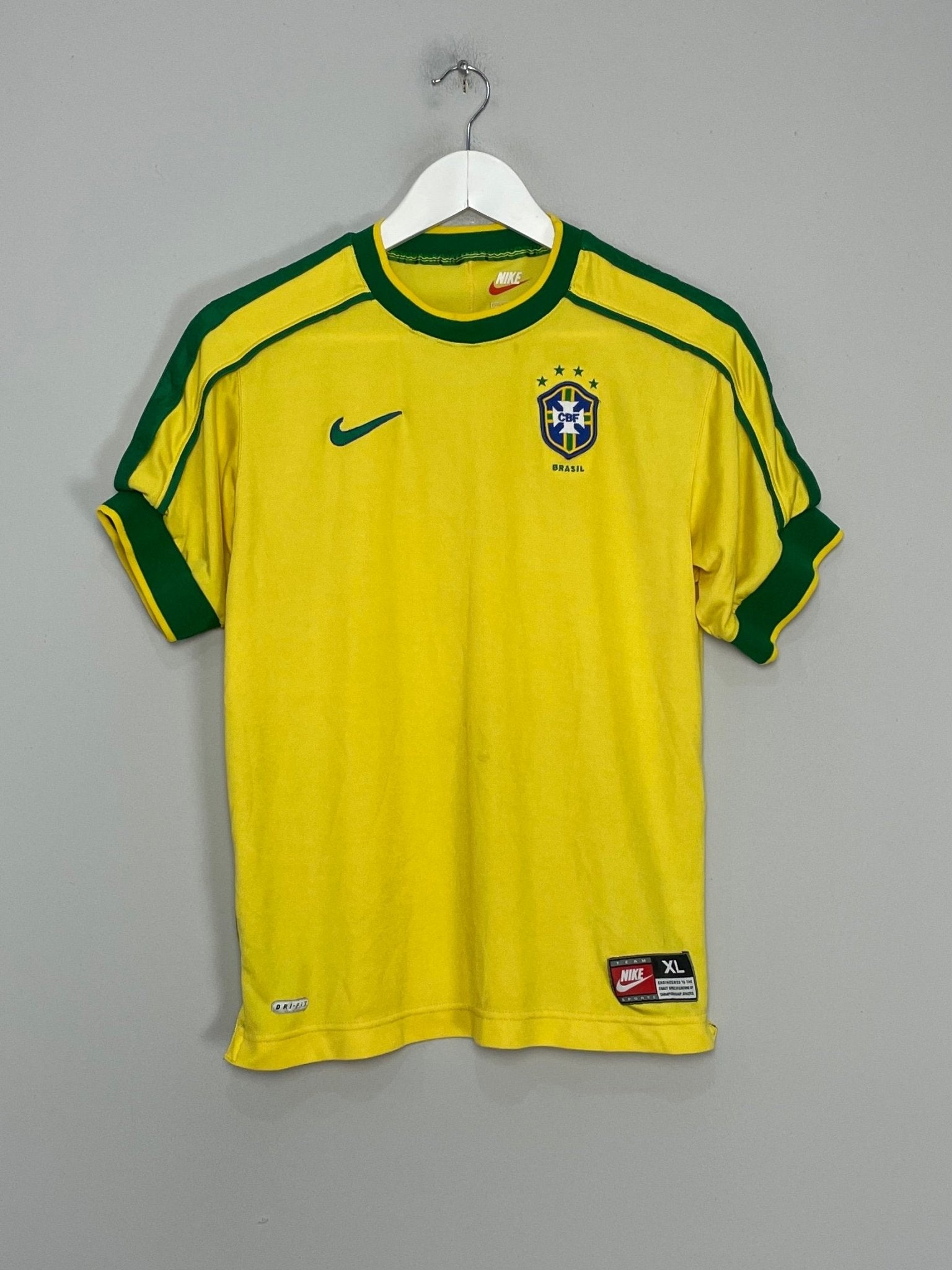 Shop 1998/00 BRAZIL HOME SHIRT (XL.KIDS) NIKE, classic football shirts, vintage football shirts & retro soccer jerseys at Cult Kits