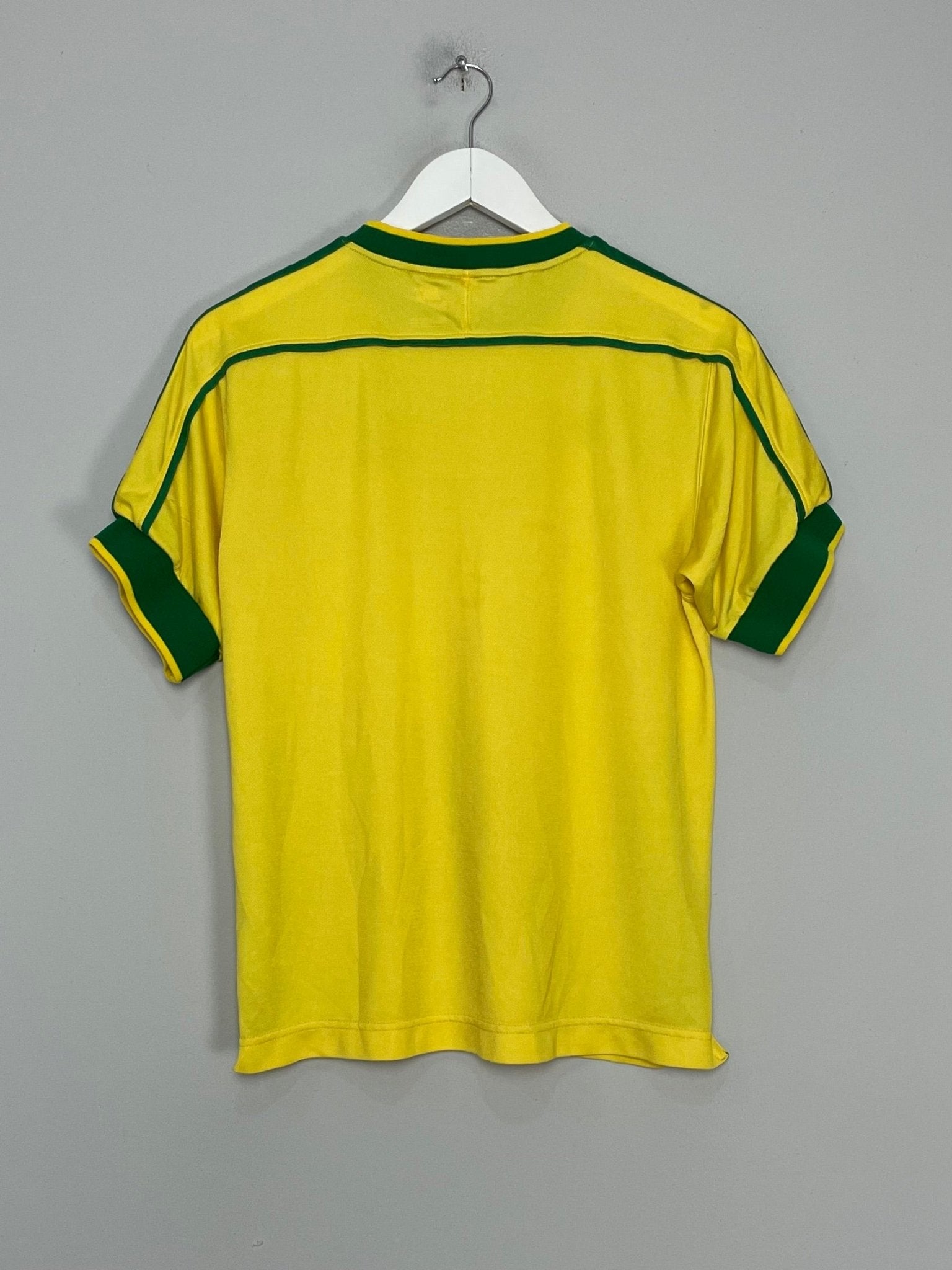 Shop 1998/00 BRAZIL HOME SHIRT (XL.KIDS) NIKE, classic football shirts, vintage football shirts & retro soccer jerseys at Cult Kits