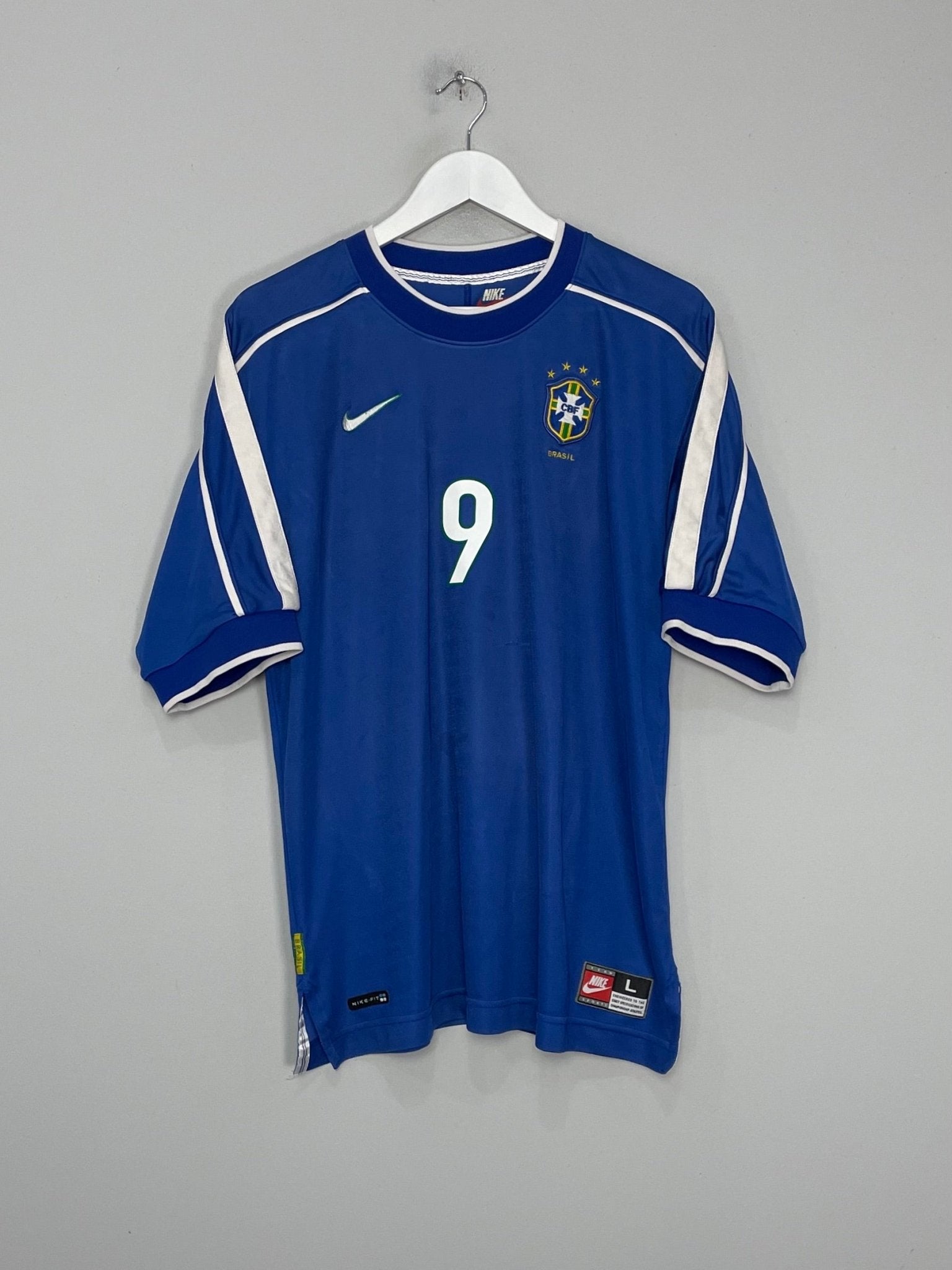 Shop 1998/00 BRAZIL RONALDO #9 AWAY SHIRT (L) NIKE, classic football shirts, vintage football shirts & retro soccer jerseys at Cult Kits