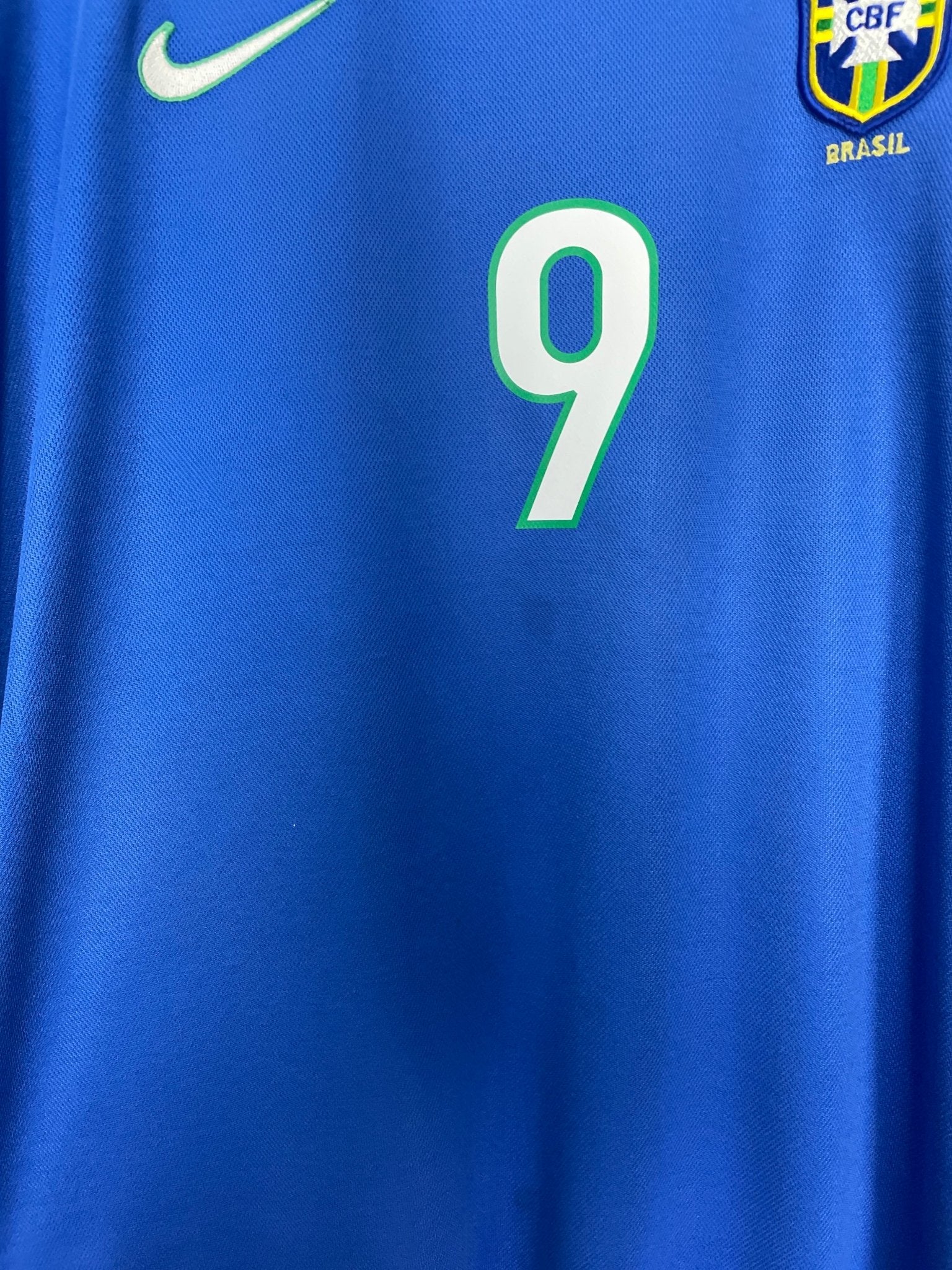 Shop 1998/00 BRAZIL RONALDO #9 AWAY SHIRT (XL) NIKE, classic football shirts, vintage football shirts & retro soccer jerseys at Cult Kits