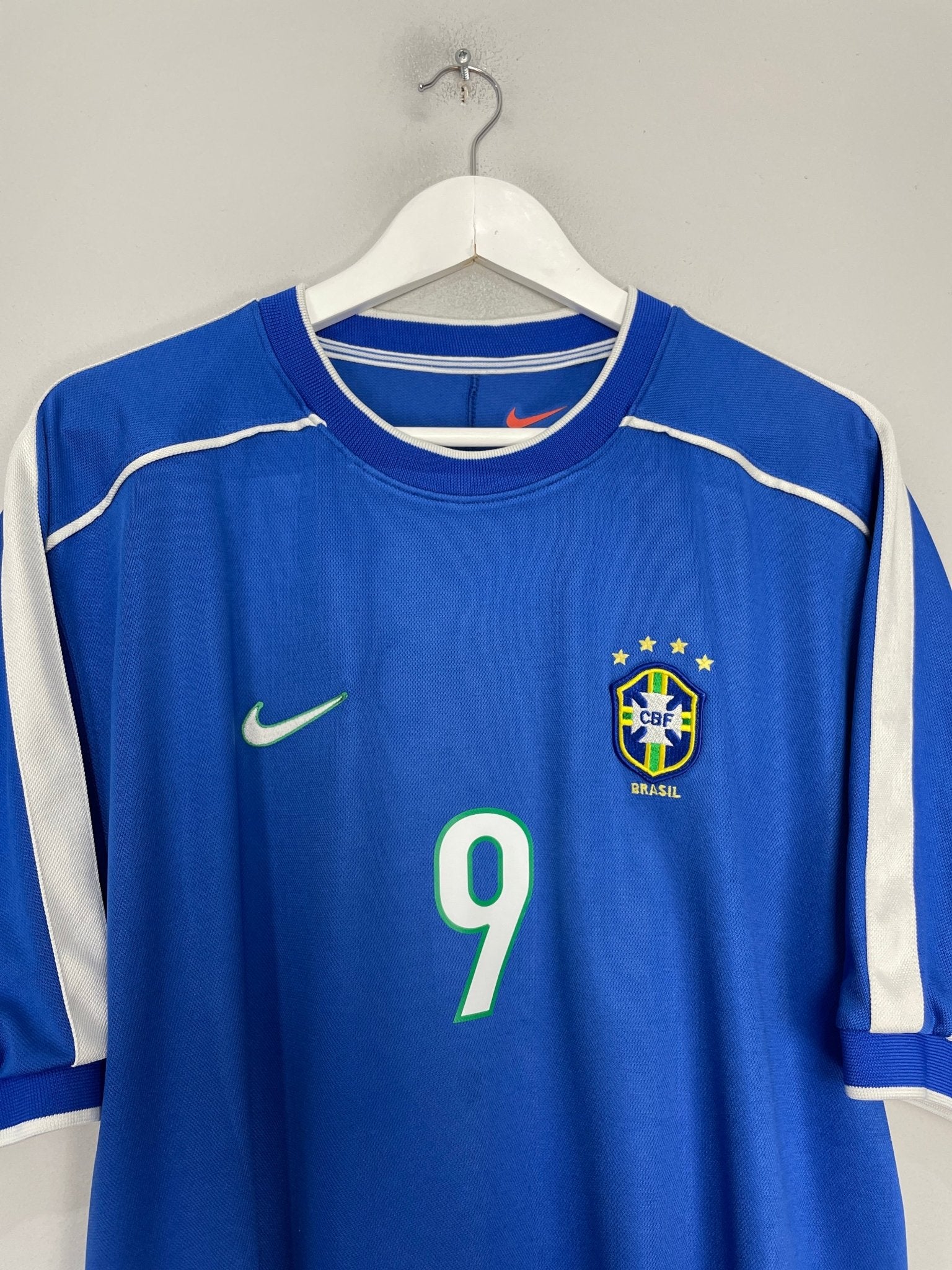 Shop 1998/00 BRAZIL RONALDO #9 AWAY SHIRT (XL) NIKE, classic football shirts, vintage football shirts & retro soccer jerseys at Cult Kits