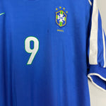 Shop 1998/00 BRAZIL RONALDO #9 AWAY SHIRT (XL) NIKE, classic football shirts, vintage football shirts & retro soccer jerseys at Cult Kits