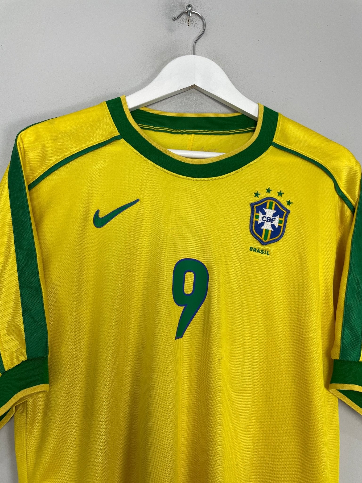 Shop 1998/00 BRAZIL RONALDO #9 HOME SHIRT (M) NIKE, classic football shirts, vintage football shirts & retro soccer jerseys at Cult Kits