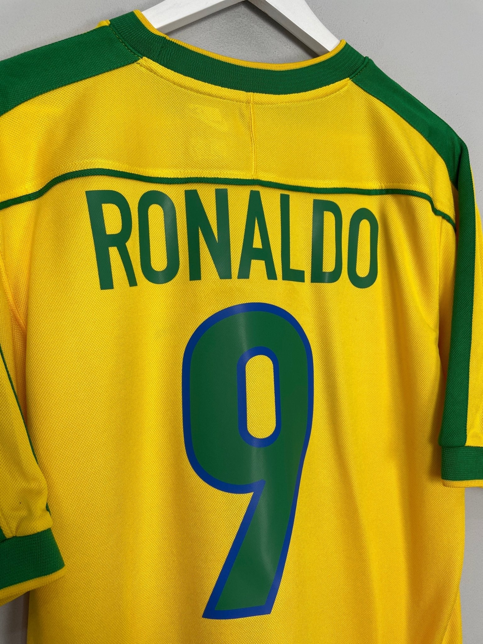 Shop 1998/00 BRAZIL RONALDO #9 HOME SHIRT (M) NIKE, classic football shirts, vintage football shirts & retro soccer jerseys at Cult Kits