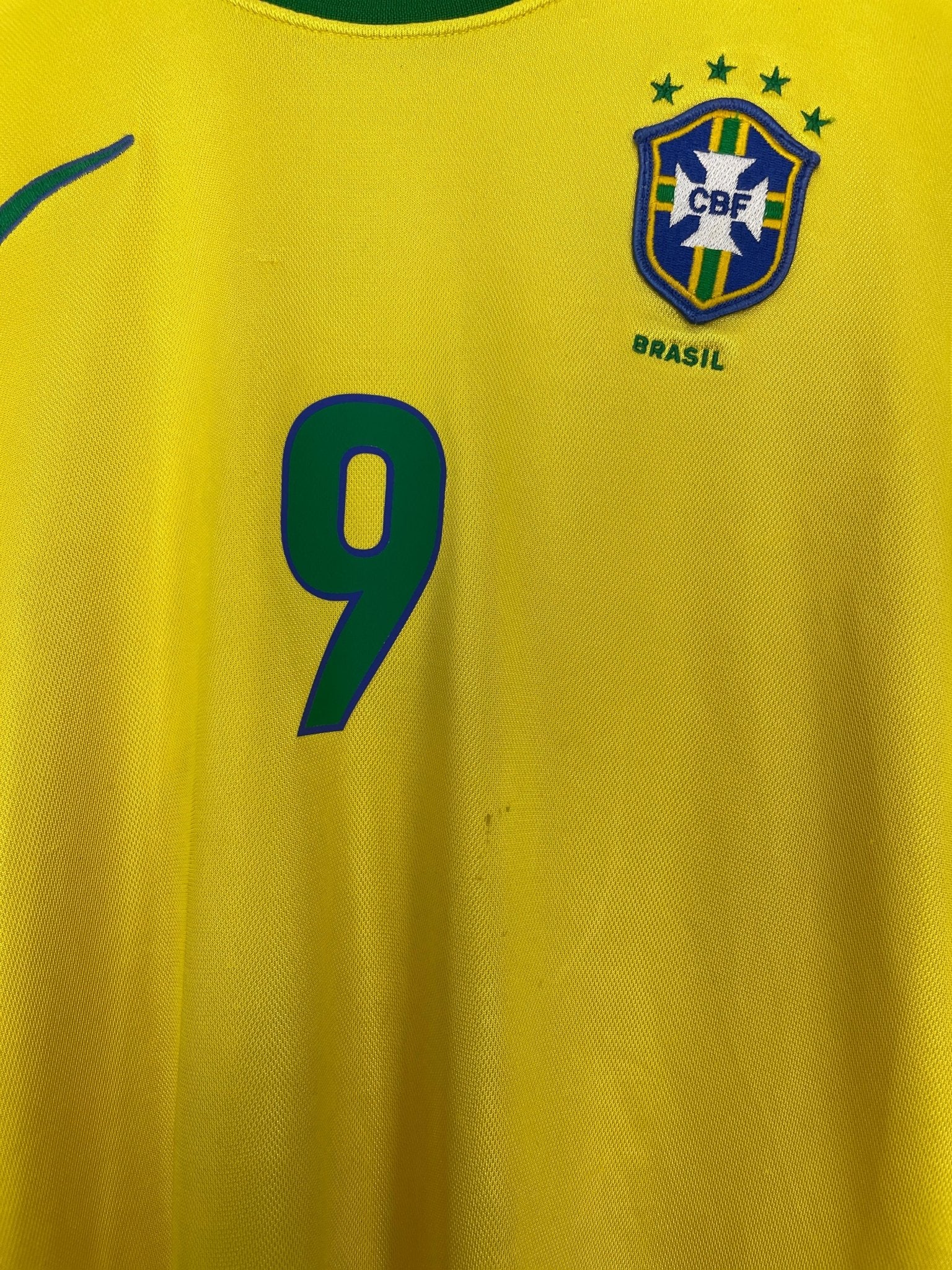 Shop 1998/00 BRAZIL RONALDO #9 HOME SHIRT (M) NIKE, classic football shirts, vintage football shirts & retro soccer jerseys at Cult Kits