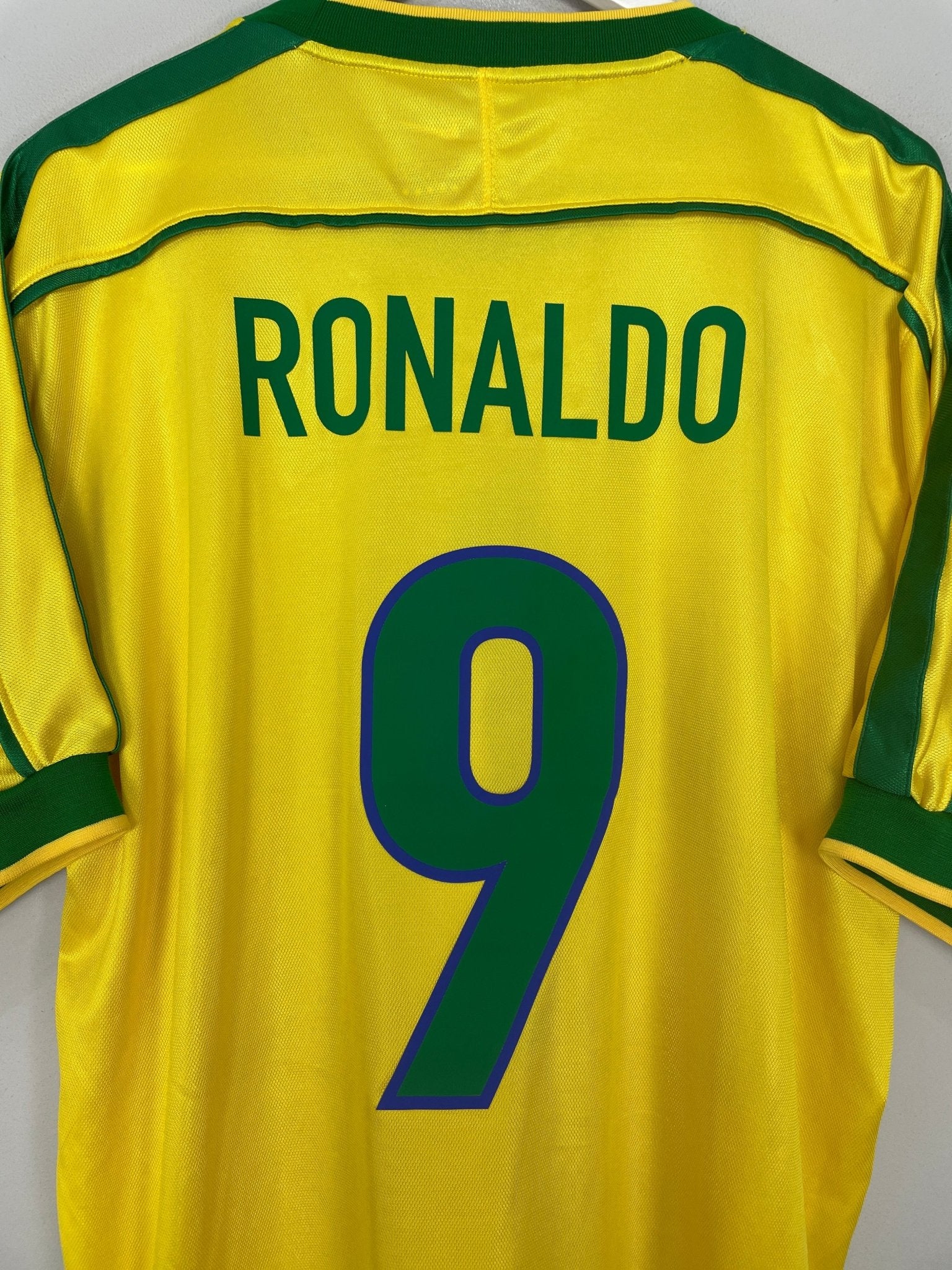 Shop 1998/00 BRAZIL RONALDO #9 HOME SHIRT (XL) NIKE, classic football shirts, vintage football shirts & retro soccer jerseys at Cult Kits