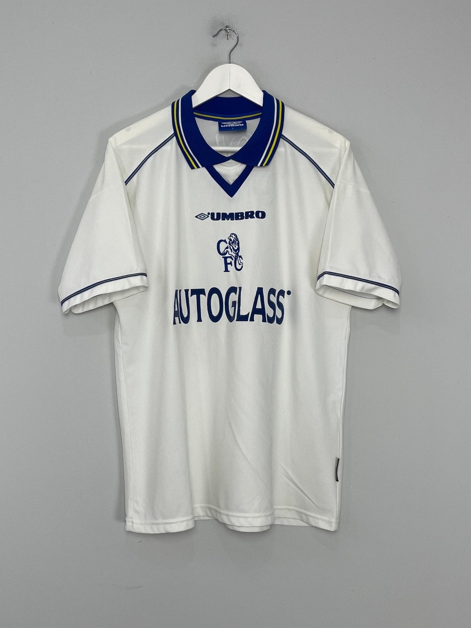 Shop 1998/00 CHELSEA ZOLA #25 AWAY SHIRT (L) UMBRO, classic football shirts, vintage football shirts & retro soccer jerseys at Cult Kits