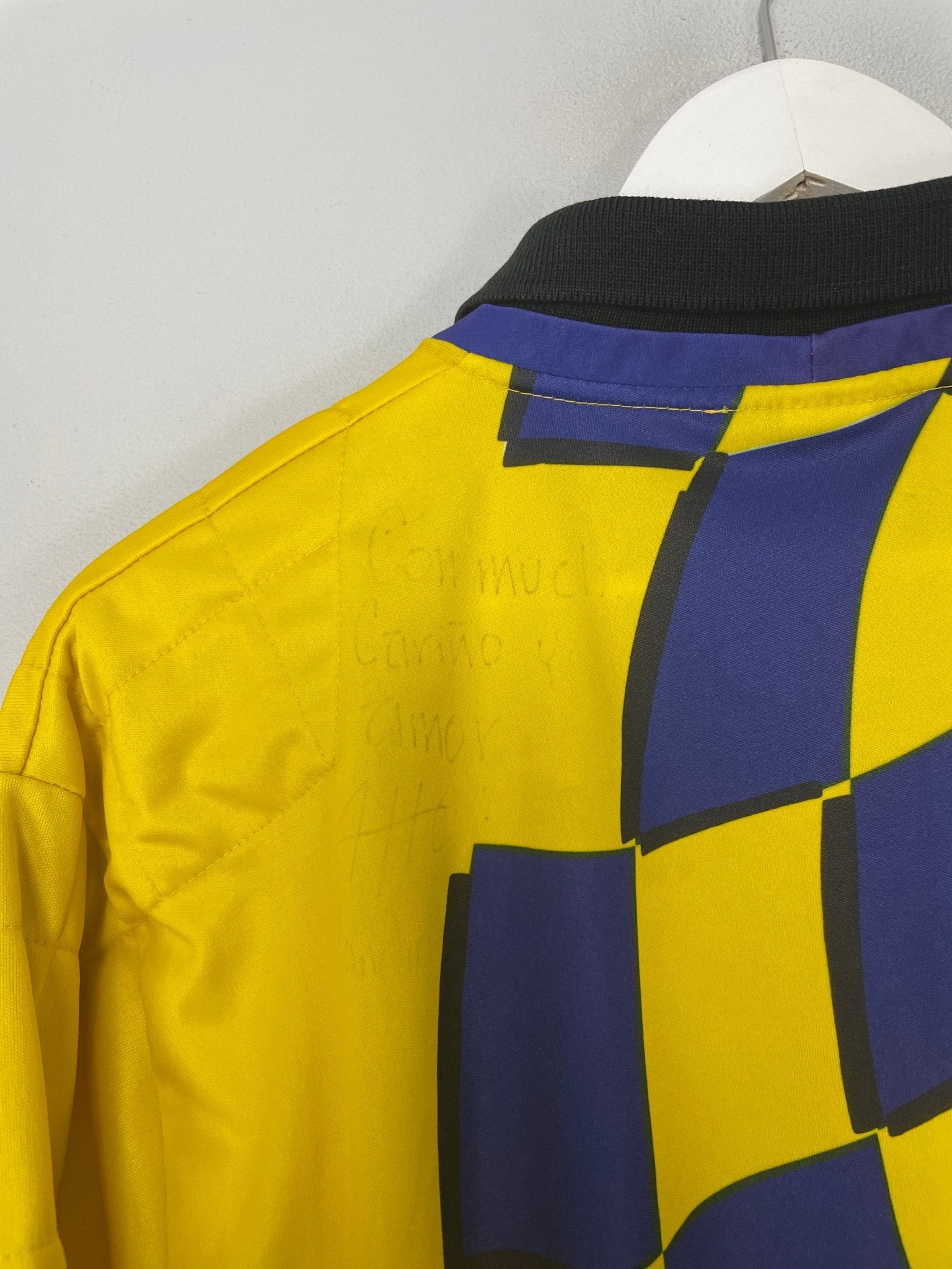 Shop 1998/00 CROATIA GK SHIRT (M) LOTTO, classic football shirts, vintage football shirts & retro soccer jerseys at Cult Kits
