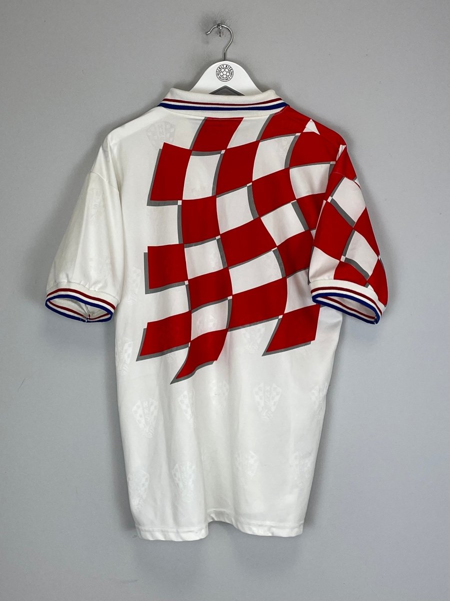 1998/00 CROATIA HOME SHIRT (L) LOTTO - Cult Kits - Large - Buy Vintage Football Shirts, Authentic Retro Football Shirts For Sale, Classic Football Shirts & Soccer Jersey